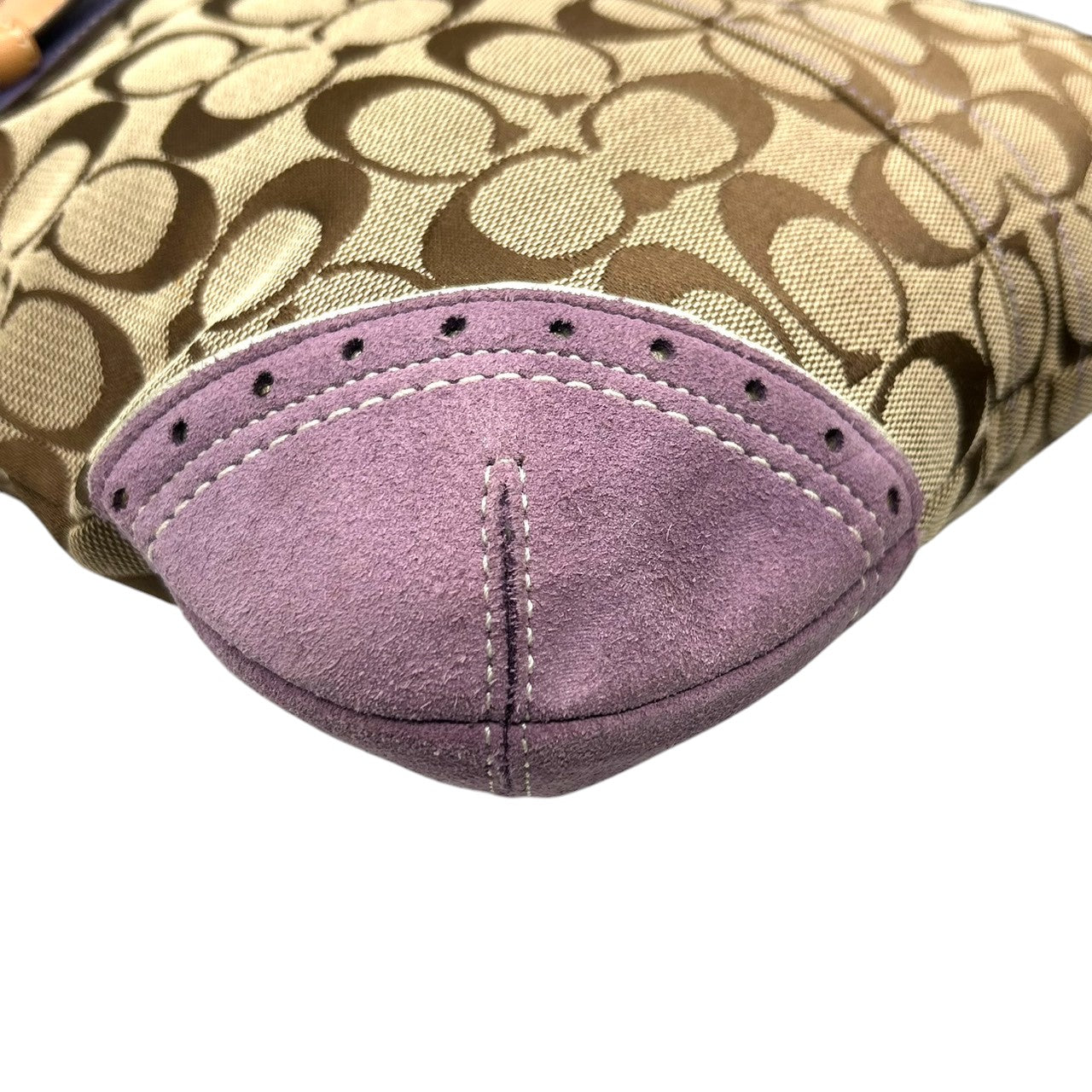 美品 コーチ COACH シグネチャー 1487 ショルダーバッグ ハンドバッグ 2WAY 斜め掛け可 キャンバス スエード レザー 本革 ベージュ パープル 紫 ラベンダー バックル レディース 肩掛け ワンショルダー カジュアル 鞄 カバン s18