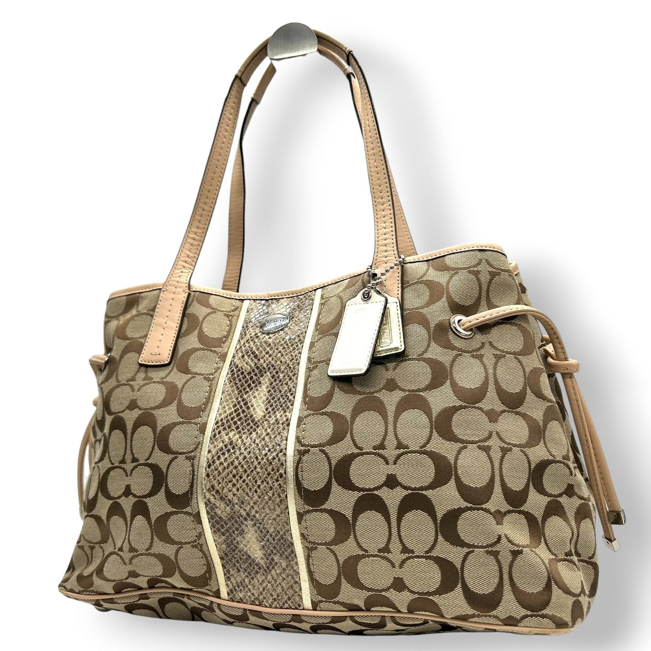 コーチ COACH シグネチャー ストライプ キャリーオール F27363 トートバッグ ショルダーバッグ 肩掛け キャンバス レザー ベージュ カーキ アイボリー 3室構造 A4収納可 レディース 鞄 カバン s18