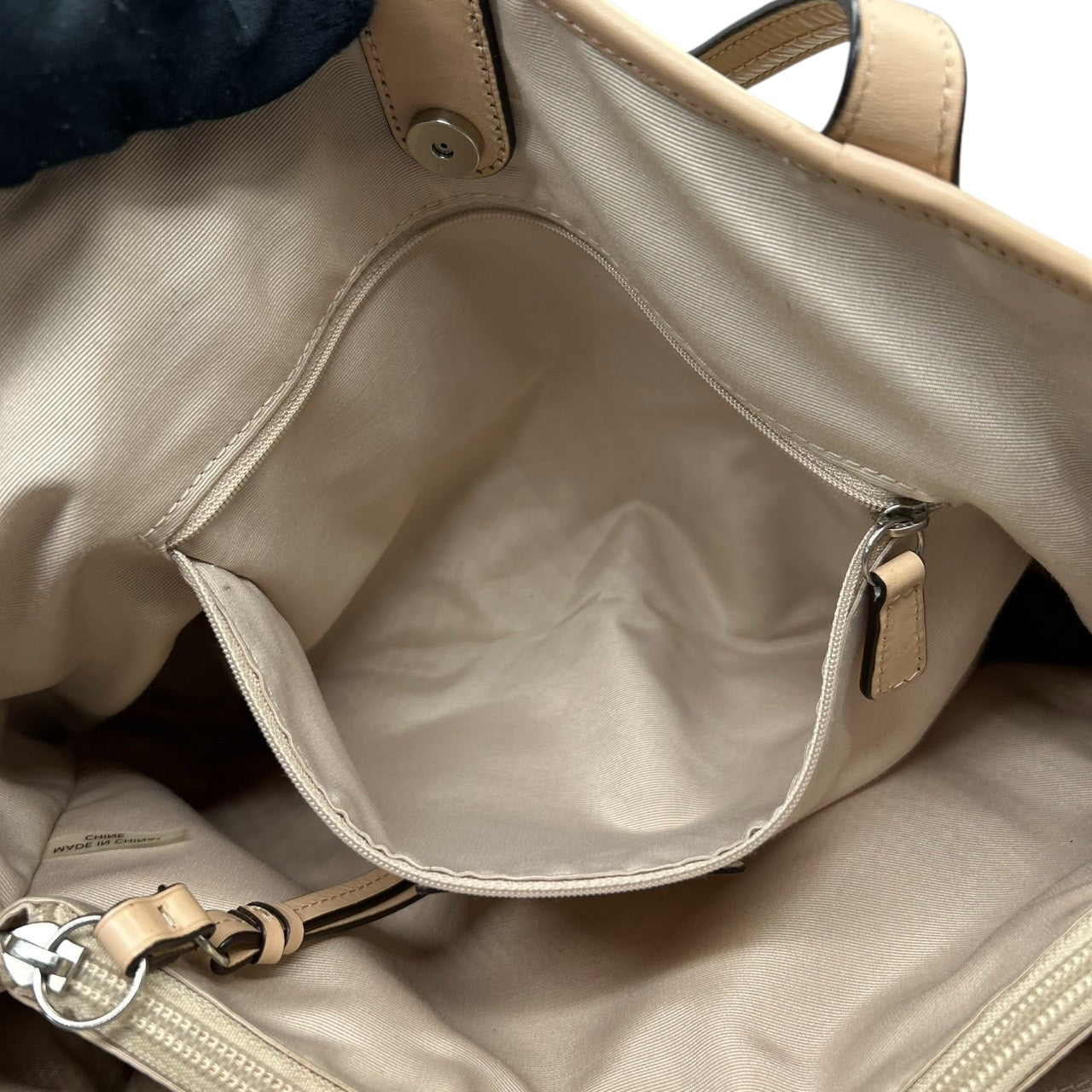 コーチ COACH シグネチャー ストライプ キャリーオール F27363 トートバッグ ショルダーバッグ 肩掛け キャンバス レザー ベージュ カーキ アイボリー 3室構造 A4収納可 レディース 鞄 カバン s18