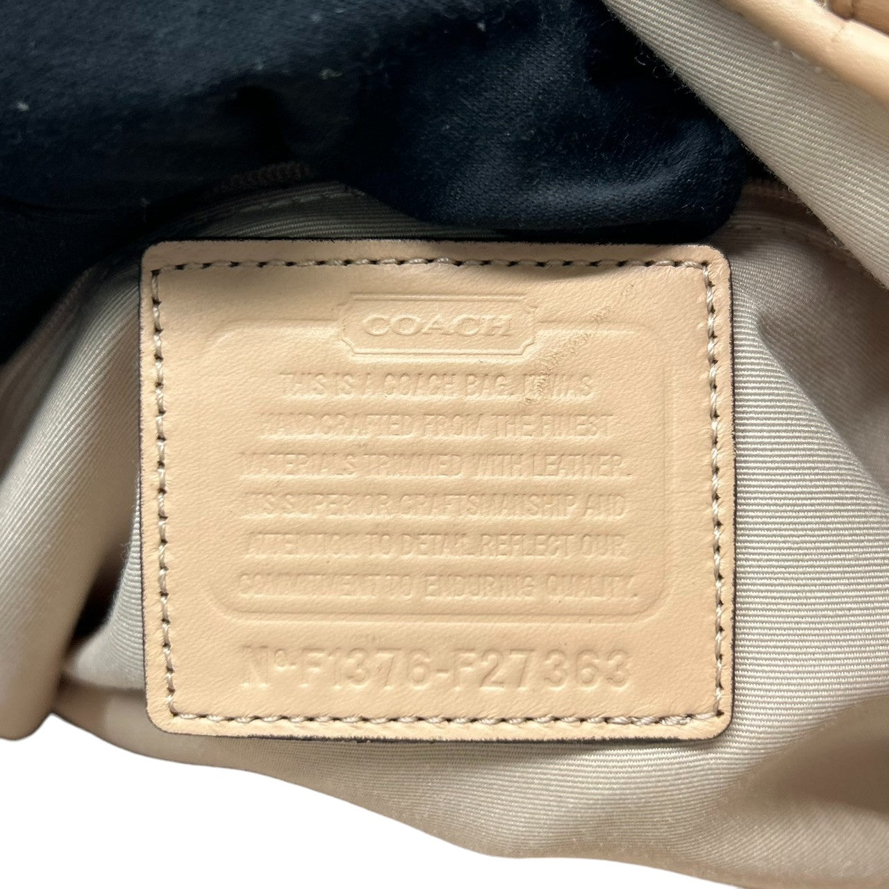 コーチ COACH シグネチャー ストライプ キャリーオール F27363 トートバッグ ショルダーバッグ 肩掛け キャンバス レザー ベージュ カーキ アイボリー 3室構造 A4収納可 レディース 鞄 カバン s18