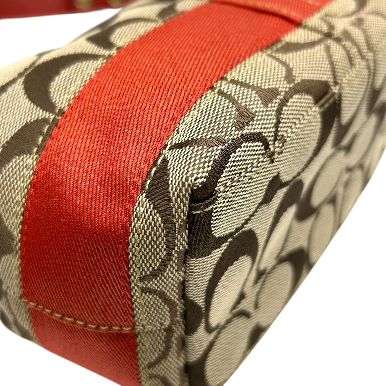 美品 コーチ COACH シグネチャー ヘリテージ ストライプ デミポーチ 40757 アクセサリーポーチ ハンドバッグ ミニバッグ キャンバス レザー ベージュ ブラウン 茶 レッド 赤 オレンジ レディース 鞄 s34