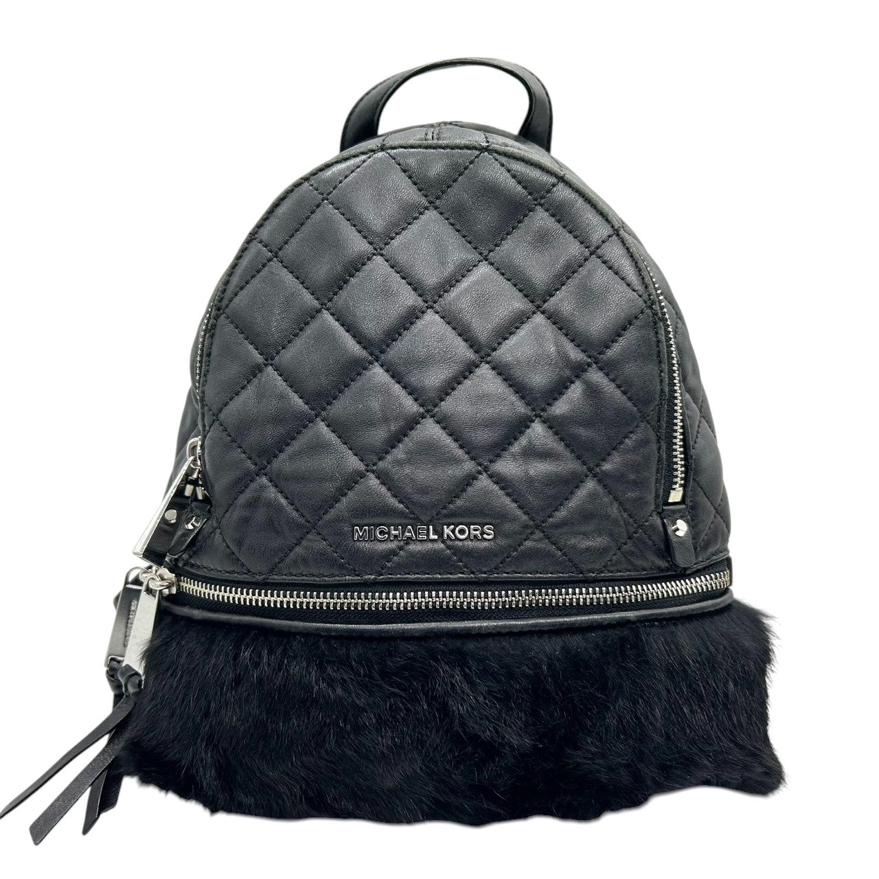 美品 マイケルコース MICHAEL KORS リア Rhea リュック バックパック ミニリュック デイパック キルティング レザー 本革 ファー 異素材 ブラック 黒 シルバー金具 チェーン レディース 小さめ コンパクト エレガント 鞄 カバン T