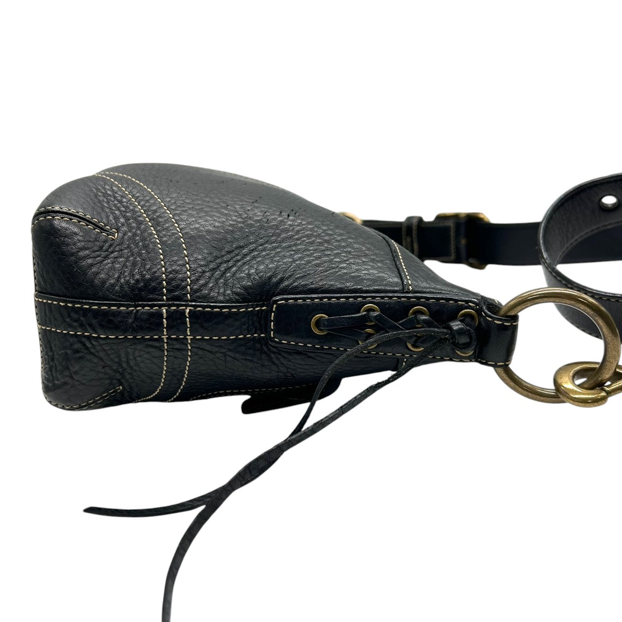 美品 コーチ COACH レガシー 10559 ショルダーバッグ 斜め掛け可 レザー 本革 ブラック 黒 ホワイトステッチ タッセル フリンジ ブラス 真鍮 アンティークゴールド レディース 肩掛け カジュアル シンプル 上品 鞄 カバン 通勤 通学 V