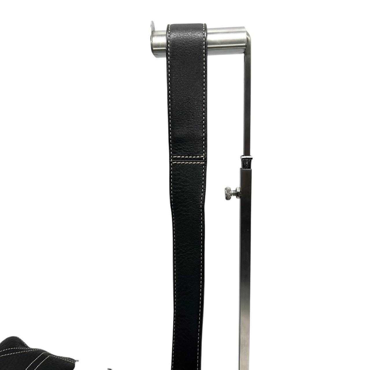 美品 コーチ COACH レガシー 10559 ショルダーバッグ 斜め掛け可 レザー 本革 ブラック 黒 ホワイトステッチ タッセル フリンジ ブラス 真鍮 アンティークゴールド レディース 肩掛け カジュアル シンプル 上品 鞄 カバン 通勤 通学 V