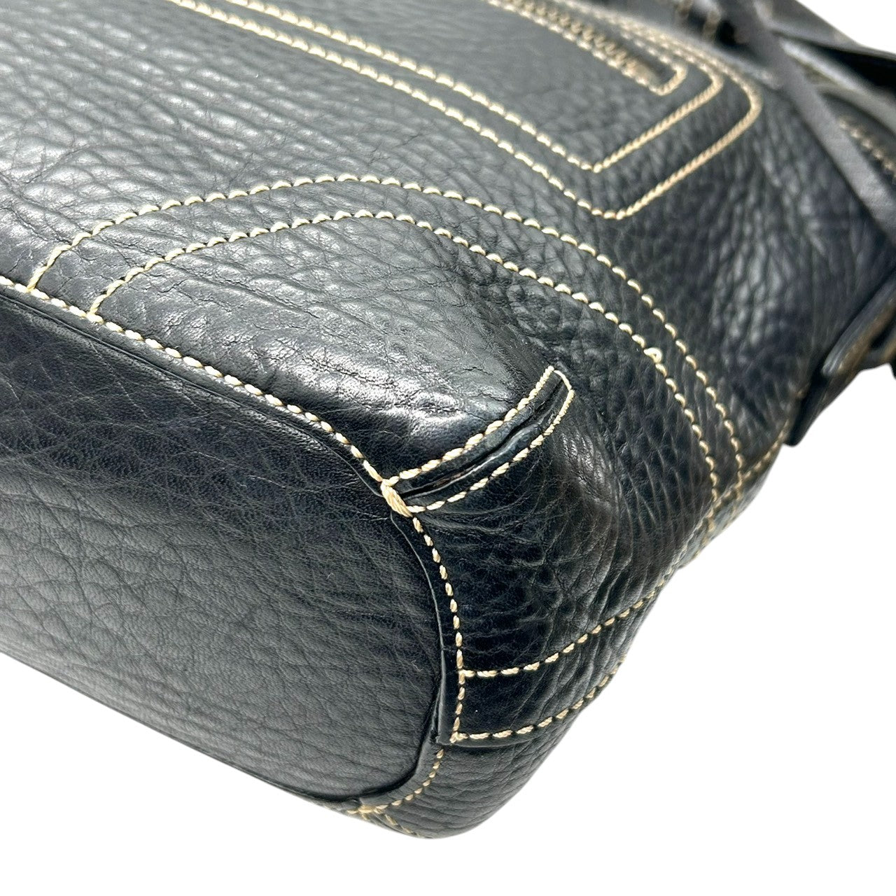 美品 コーチ COACH レガシー 10559 ショルダーバッグ 斜め掛け可 レザー 本革 ブラック 黒 ホワイトステッチ タッセル フリンジ ブラス 真鍮 アンティークゴールド レディース 肩掛け カジュアル シンプル 上品 鞄 カバン 通勤 通学 V