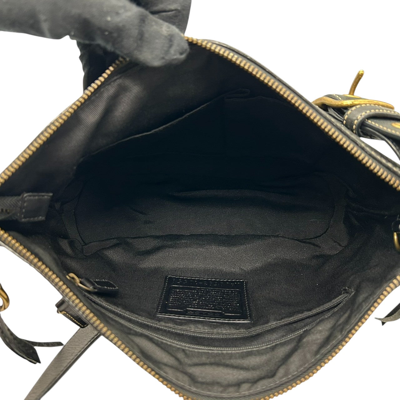 美品 コーチ COACH レガシー 10559 ショルダーバッグ 斜め掛け可 レザー 本革 ブラック 黒 ホワイトステッチ タッセル フリンジ ブラス 真鍮 アンティークゴールド レディース 肩掛け カジュアル シンプル 上品 鞄 カバン 通勤 通学 V