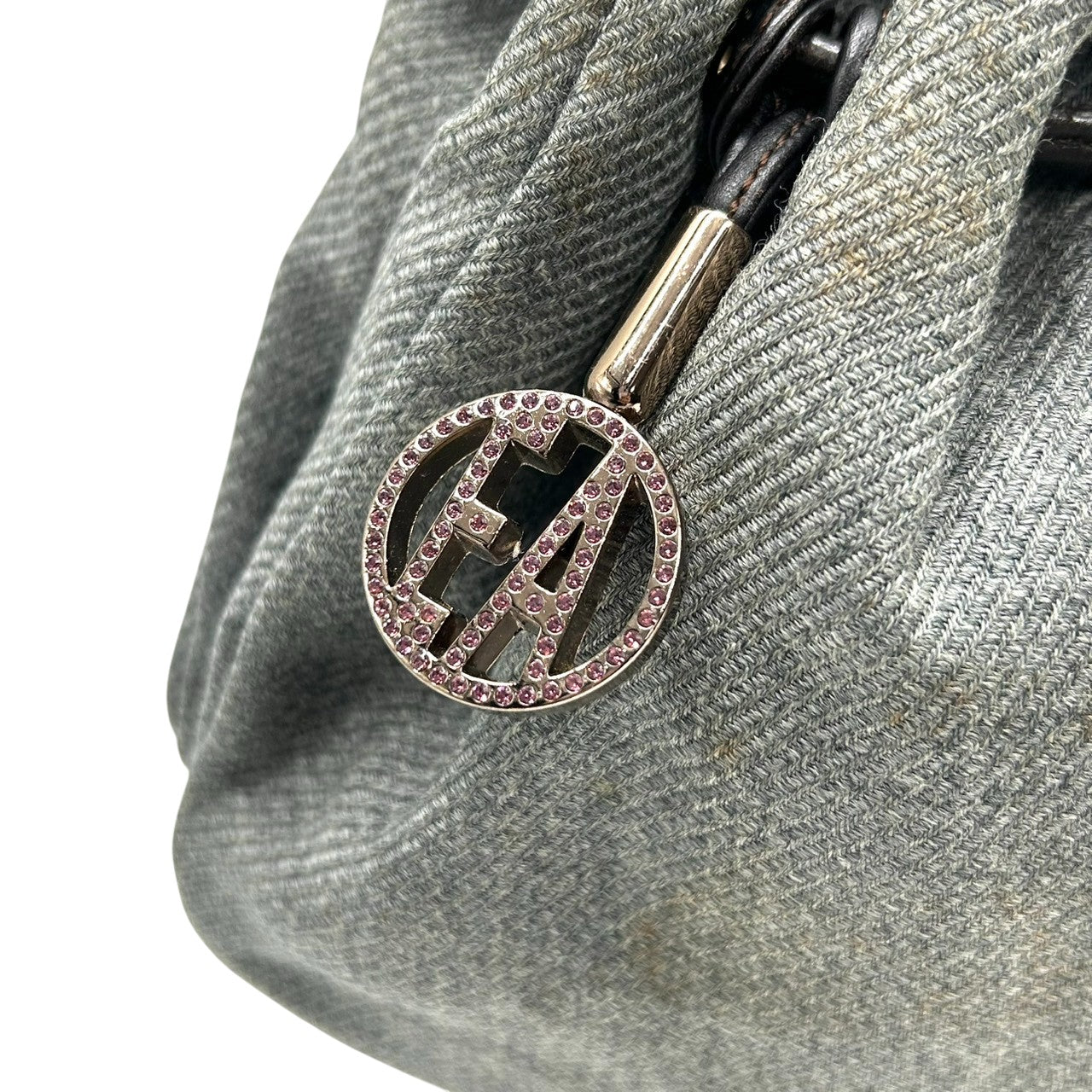 美品 エンポリオアルマーニ EMPORIO ARMANI ショルダーバッグ ハンドバッグ デニム キャンバス レザー 本革 グレー ダークブラウン ロゴチャーム イーグル ギャザー イタリア製 レディース 肩掛け 鞄 カバン カジュアル s88