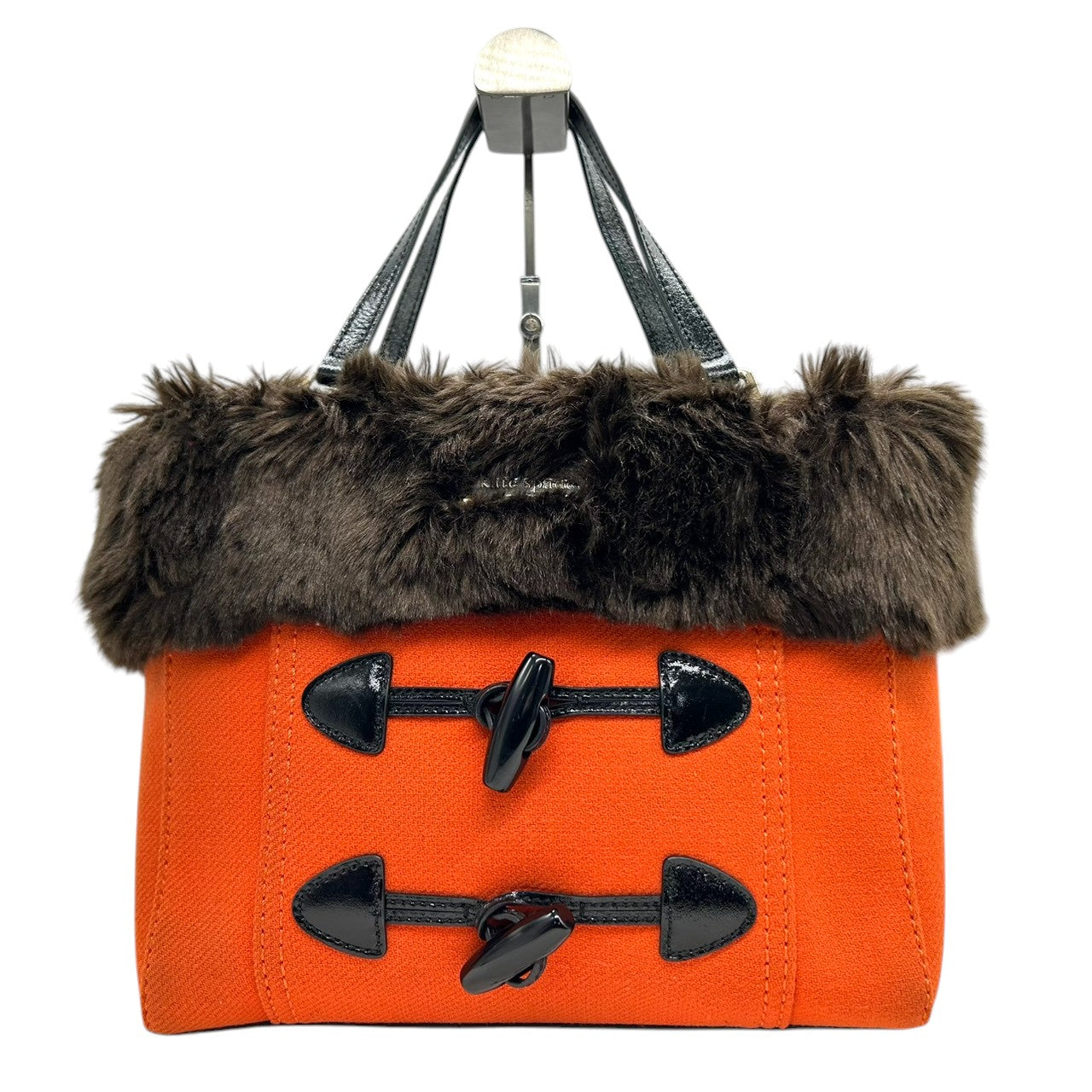 美品 ケイトスペード kate spade ハンドバッグ トートバッグ ダッフルコート風 トグルボタン ファー キャンバス オレンジ ブラウン 茶色 自立可 レディース 秋冬 お出かけ デート カジュアル 個性的 保存袋付 s78