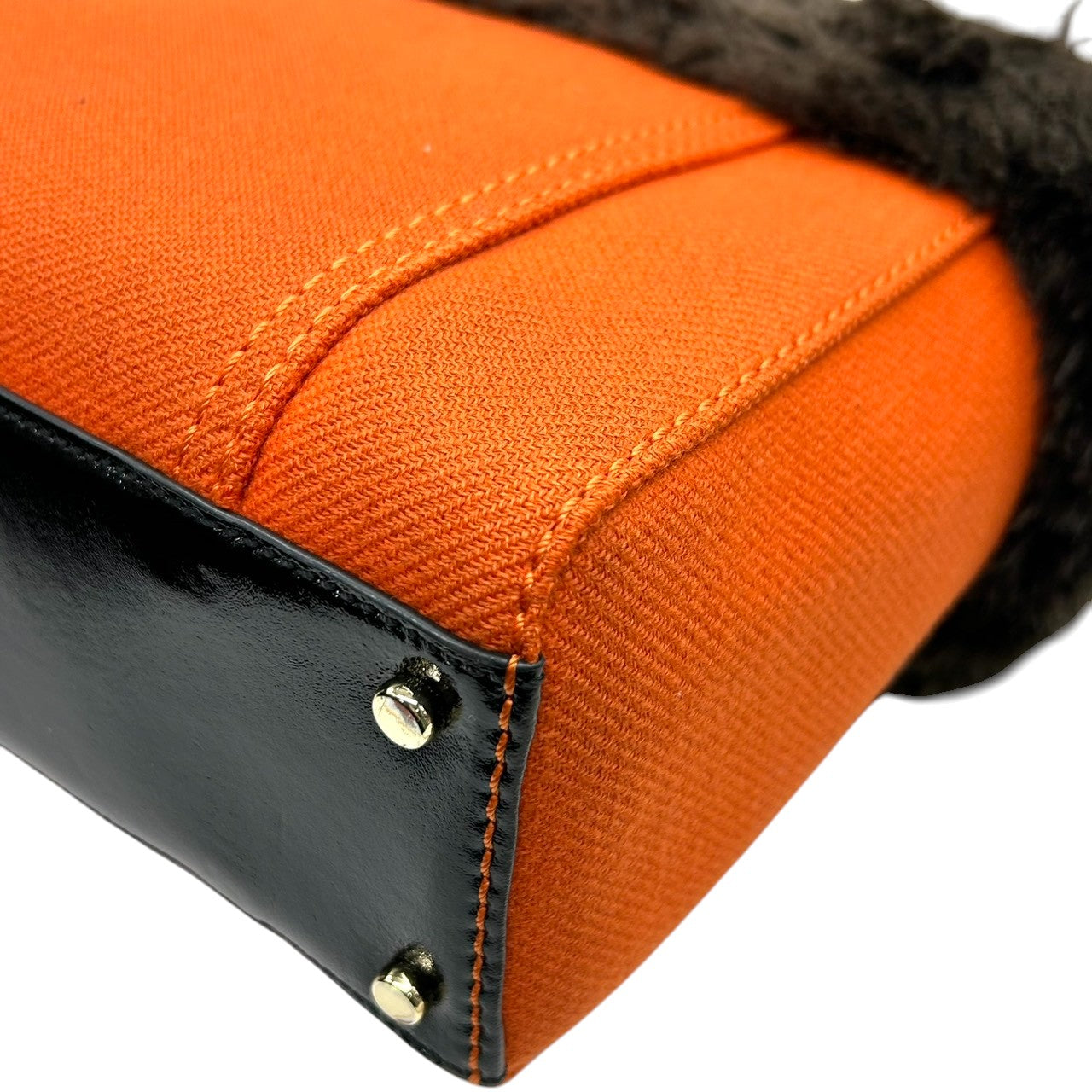 美品 ケイトスペード kate spade ハンドバッグ トートバッグ ダッフルコート風 トグルボタン ファー キャンバス オレンジ ブラウン 茶色 自立可 レディース 秋冬 お出かけ デート カジュアル 個性的 保存袋付 s78