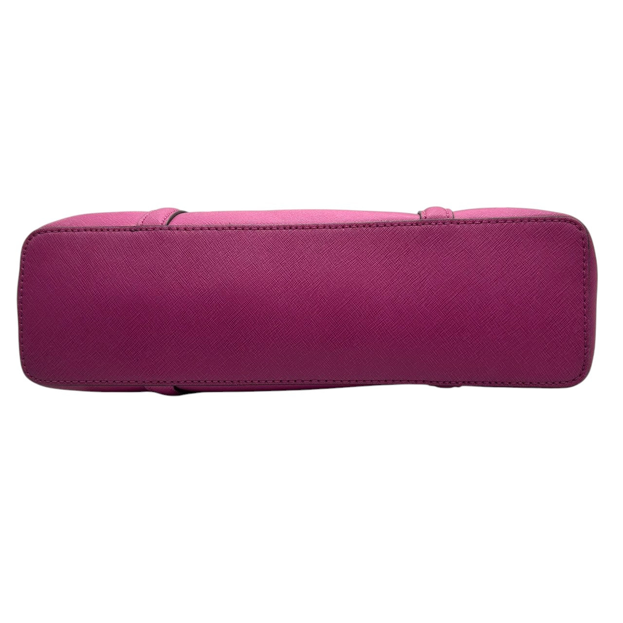 【美品】マイケルコース MICHAEL KORS トートバッグ ワンショルダー 肩掛け A4収納可 自立可 PVC サフィアーノ調 パープル ピンク マゼンタ 紫 シルバー金具 MKチャーム ロゴ 通勤 通学 レディース 鞄 ビジネス エレガント s87