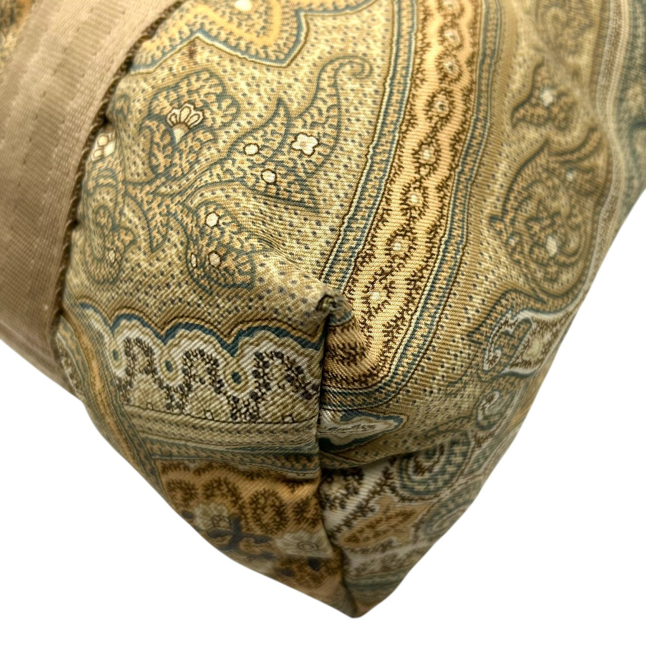 美品 エトロ ETRO トートバッグ ハンドバッグ ペイズリー柄 総柄 ナイロン ベージュ ブラウン マルチカラー ロゴパッチ Profumi レディース ビンテージ クラシック レトロ カジュアル エレガント 手提げ サブバッグ 和装 鞄 カバン s94