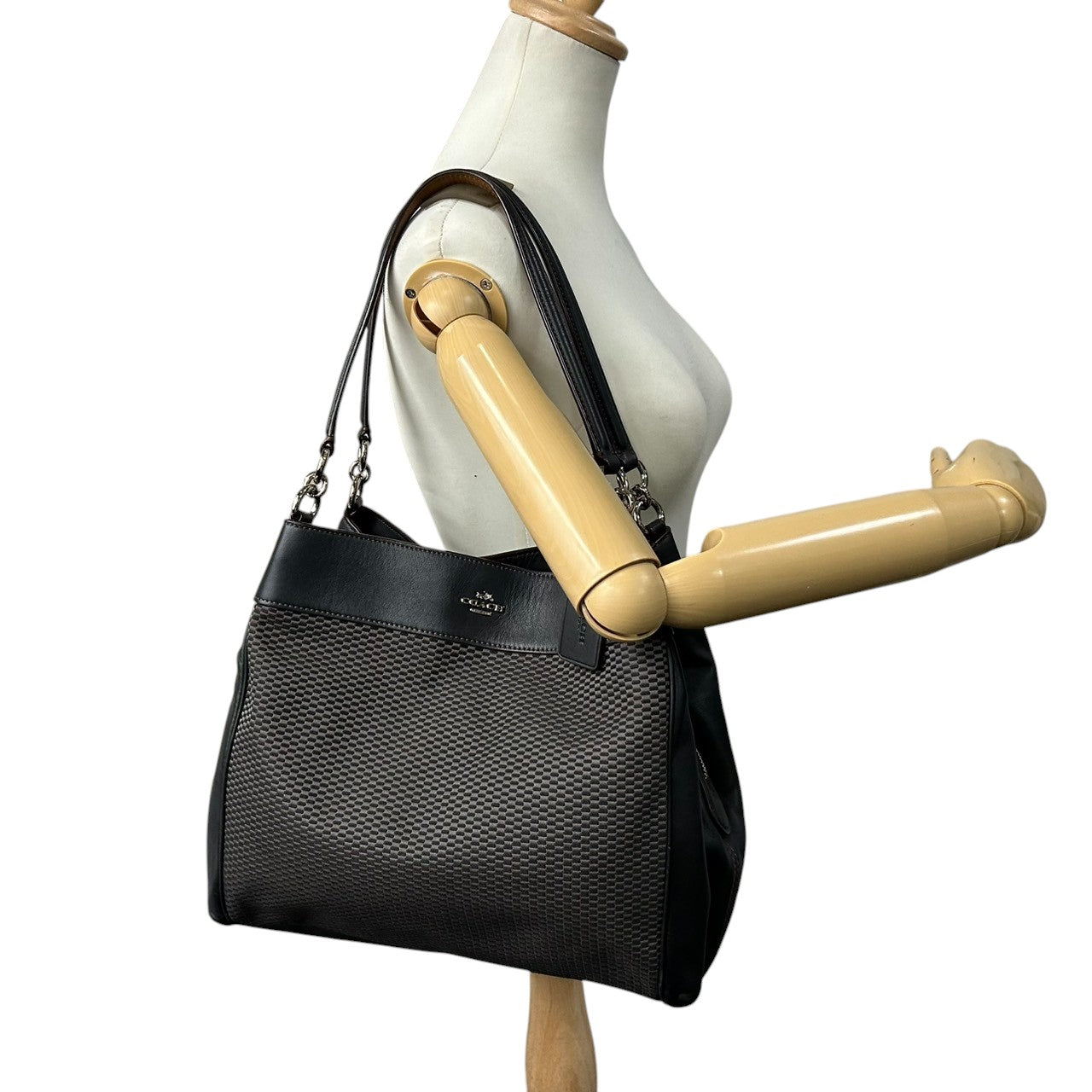 コーチ COACH レクシー ショルダーバッグ トートバッグ エクスプローデッド レップス ジャカード キャンバス レザー 本革 ブラック グレー チェーン F57540 ロゴチャーム レディース 肩掛け 通勤 多収納 エレガント 鞄 カバン s96