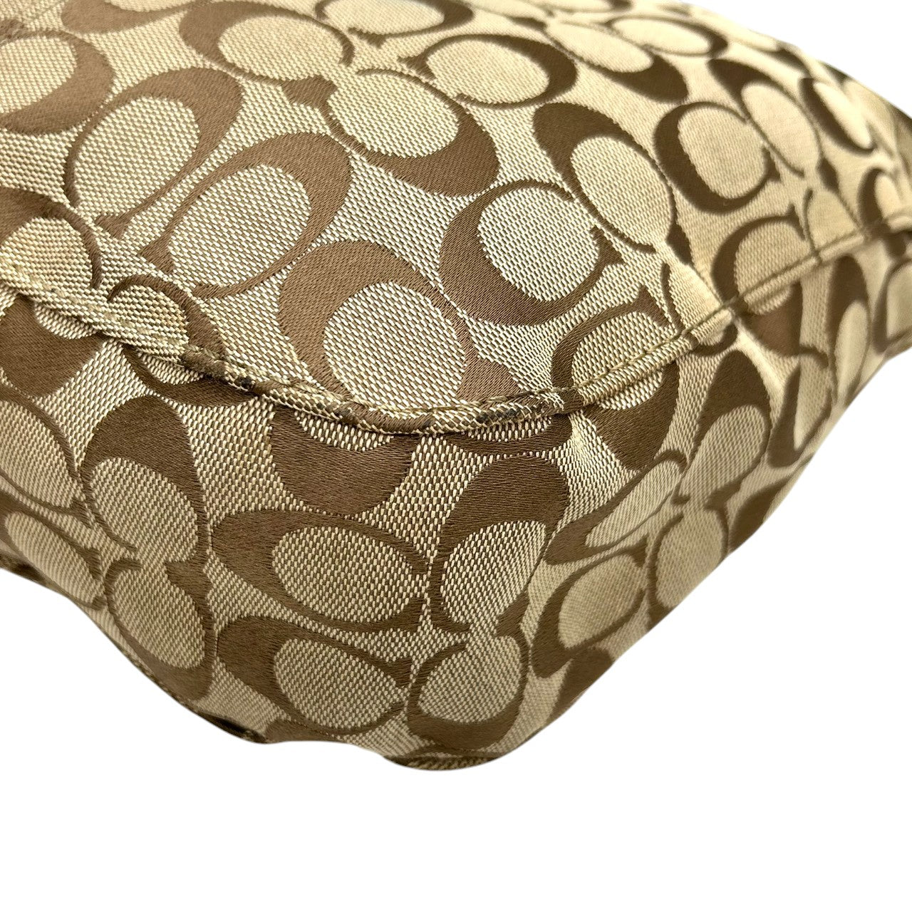 コーチ COACH ショルダーバッグ ハンドバッグ 2WAY シグネチャー F14446 キャンバス レザー 本革 ベージュ ゴールド 斜め掛け ワンショルダー 肩掛け ベルトデザイン レディース 鞄 カバン カジュアル デイリーユース 多機能 s84