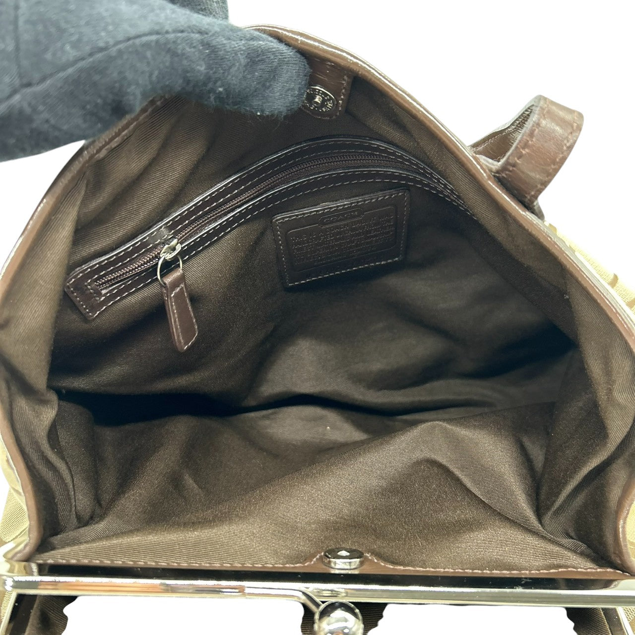 コーチ COACH パーカー シグネチャー トートバッグ ハンドバッグ キャリーオール F13533 キャンバス レザー 本革 ベージュ ブラウン 茶色 ガマ口 キスロック 3室構造 肩掛け ワンショルダー レディース 鞄 カバン 通勤 カジュアル s81