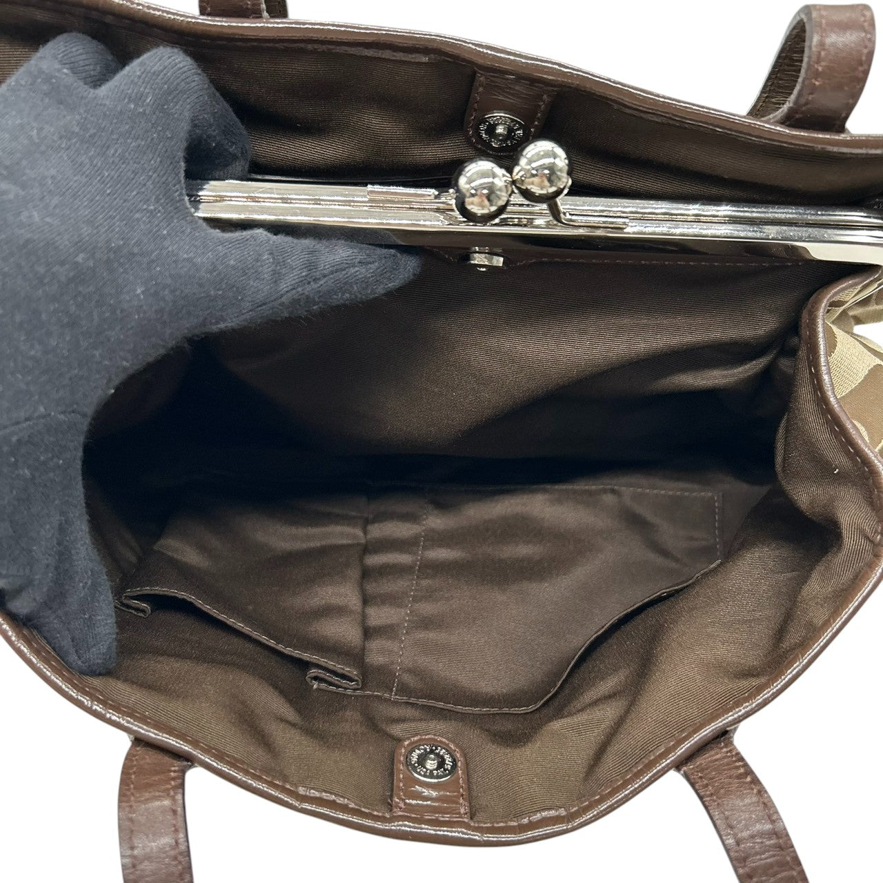 コーチ COACH パーカー シグネチャー トートバッグ ハンドバッグ キャリーオール F13533 キャンバス レザー 本革 ベージュ ブラウン 茶色 ガマ口 キスロック 3室構造 肩掛け ワンショルダー レディース 鞄 カバン 通勤 カジュアル s81