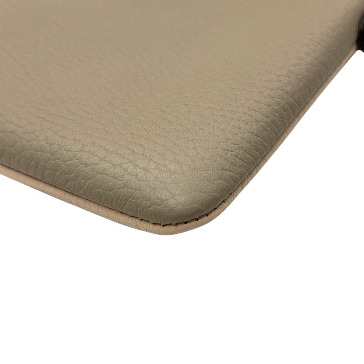 【美品】ココセリュックスゴールド COCOCELUX GOLD ハンドバッグ アクセサリーポーチ クラッチバッグ レザー 本革 シュリンクレザー グレージュ ベージュ ゴールド金具 ロゴ エレガント ラグジュアリー パーティー お出かけ レディース 鞄 s99