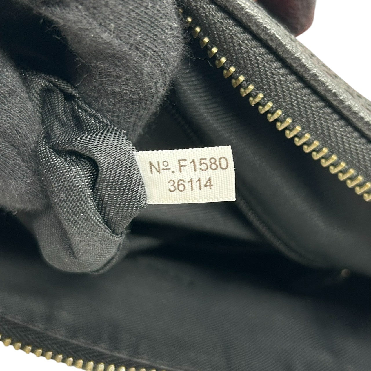 【美品】コーチ COACH 2WAY ハンドバッグ ショルダーバッグ 斜め掛け可 自立可 バッファローチェック チェック柄 レッド ブラック 赤 黒 レザー 本革 36114 カジュアル エレガント クラシック ビンテージ 上品 鞄 カバン レディース U1