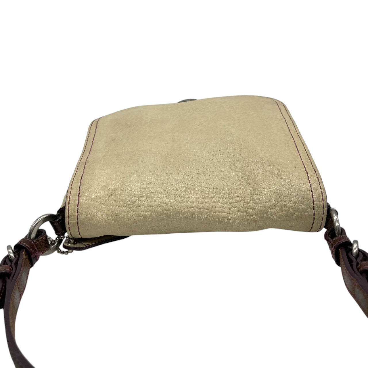 【良品】コーチ COACH シボ革 レザー ショルダーバッグ 斜め掛け クロスボディ アイボリー パープル ステッチ 本革 9382 ビンテージ クラシック レトロ カジュアル デイリー レディース 鞄 カバン U12