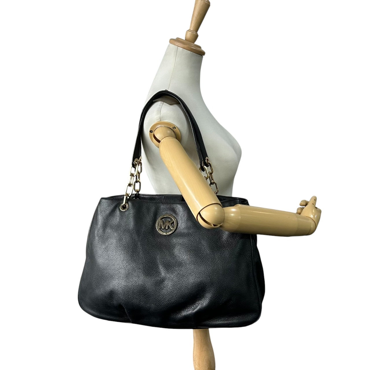 【美品】マイケルコース Michael Kors トートバッグ ショルダーバッグ 肩掛け チェーン レザー 本革 ブラック 黒 ゴールド金具 MKロゴ サークルロゴ A4収納可 大容量 エレガント 通勤 通学 ビジネス レディース 鞄 カバン s3