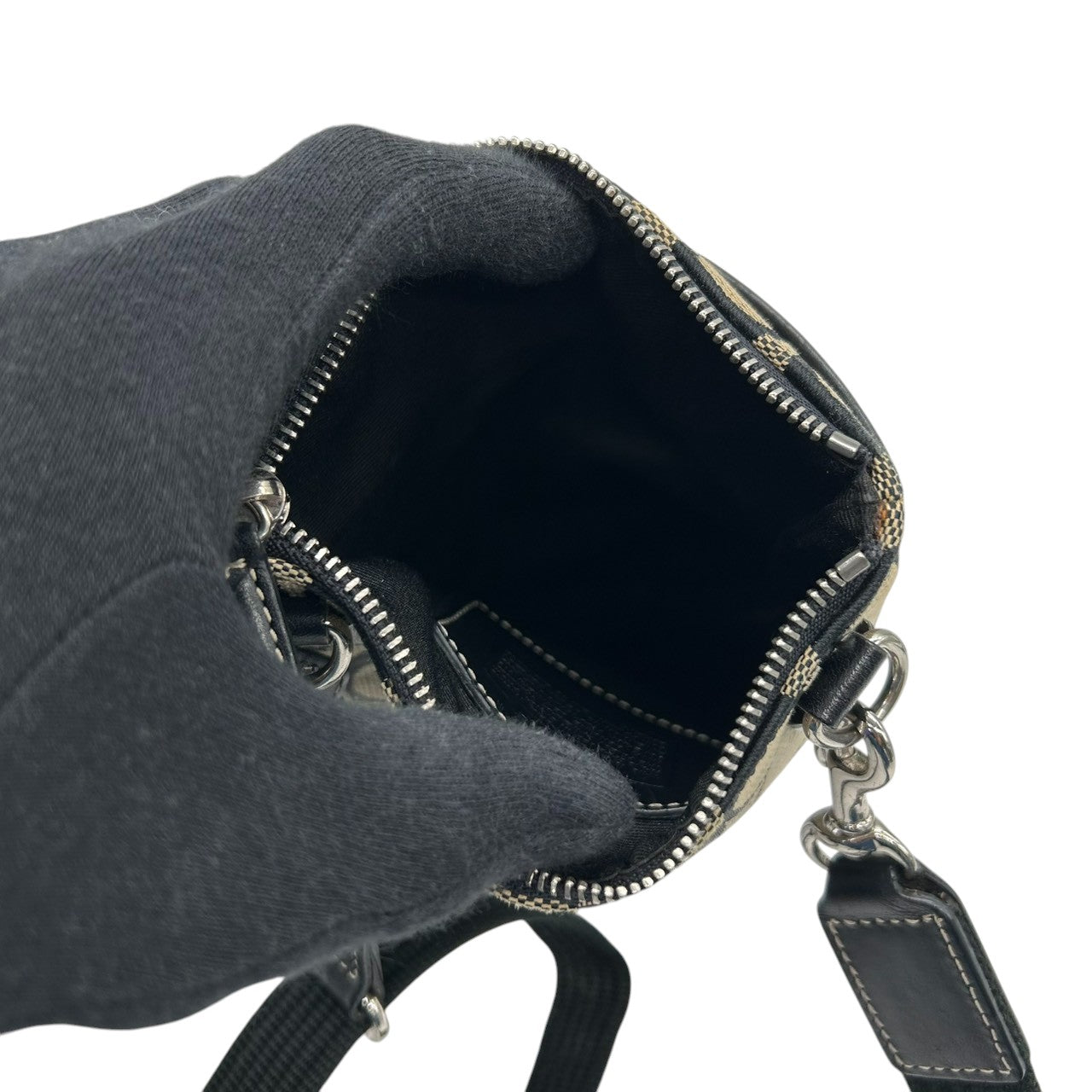 【良品】コーチ COACH シグネチャー ショルダーバッグ サコッシュ ポシェット 斜め掛け クロスボディ キャンバス レザー ブラック 黒 グレー 縦型 スリム 薄型 軽量 メンズ レディース ユニセックス 鞄 カバン 旅行 散歩 s2