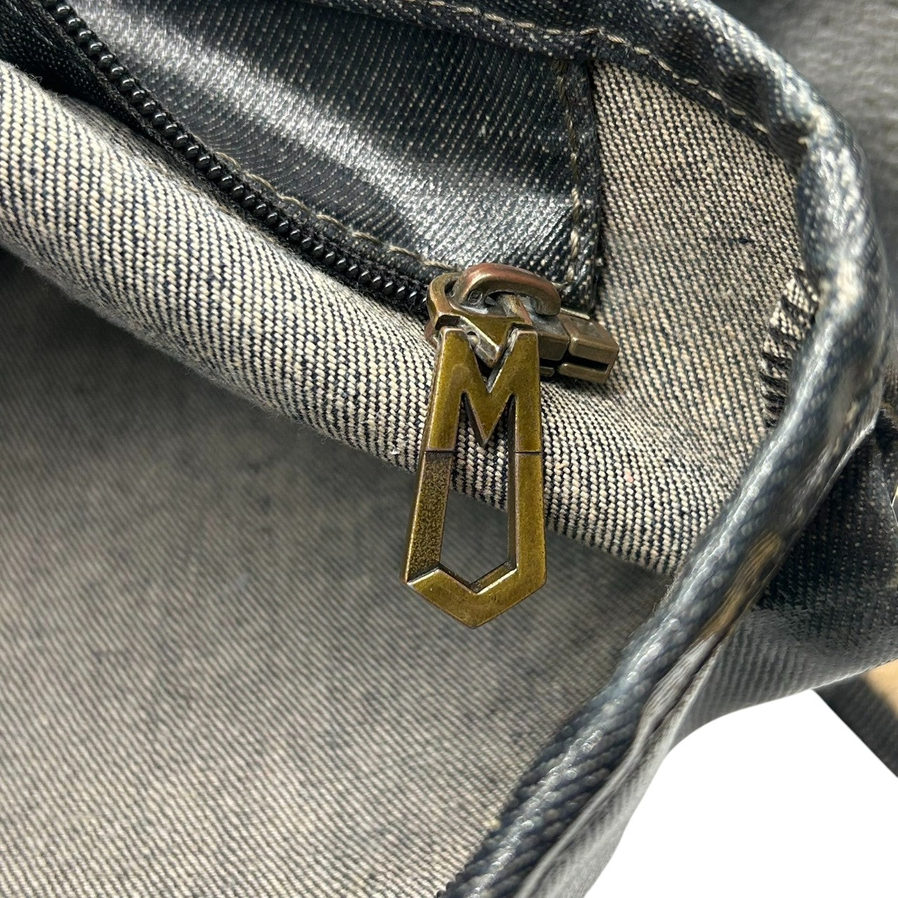 【良品】マークジェイコブス MARC JACOBS トートバッグ ワンショルダー PVC スエード ネイビー 紺 デニム調 スタッズ A4収納可 大容量 軽量 カジュアル 通学 通勤 レディース メンズ ユニセックス 鞄 カバン s8