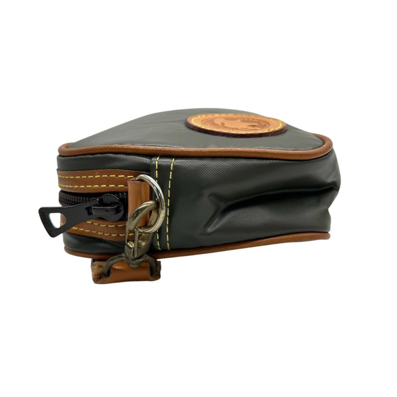 【美品】ハンティングワールド HUNTING WORLD セカンドバッグ クラッチバッグ ポーチ ナイロン レザー カーキ グリーン 茶色 ロゴ ストラップ付き 軽量 丈夫 トラベル 旅行 メンズ 紳士 鞄 カバン s9