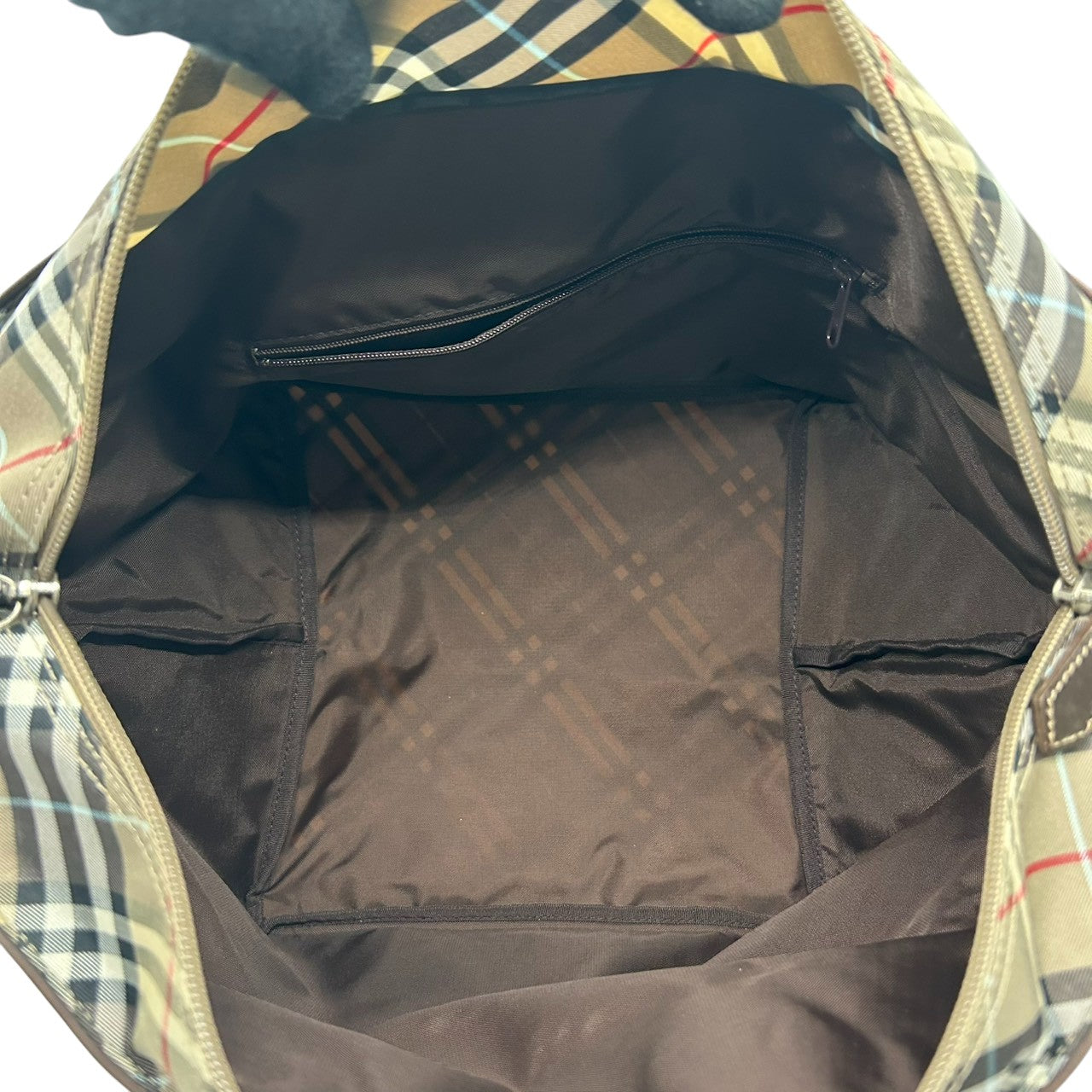 【美品】バーバリー ブルーレーベル BURBERRY トートバッグ ハンドバッグ ナイロン レザー ダークブラウン こげ茶 底チェック ノバチェック 舟型 軽量 大容量 マチ広 ランチバッグ カジュアル レディース 鞄 カバン s11