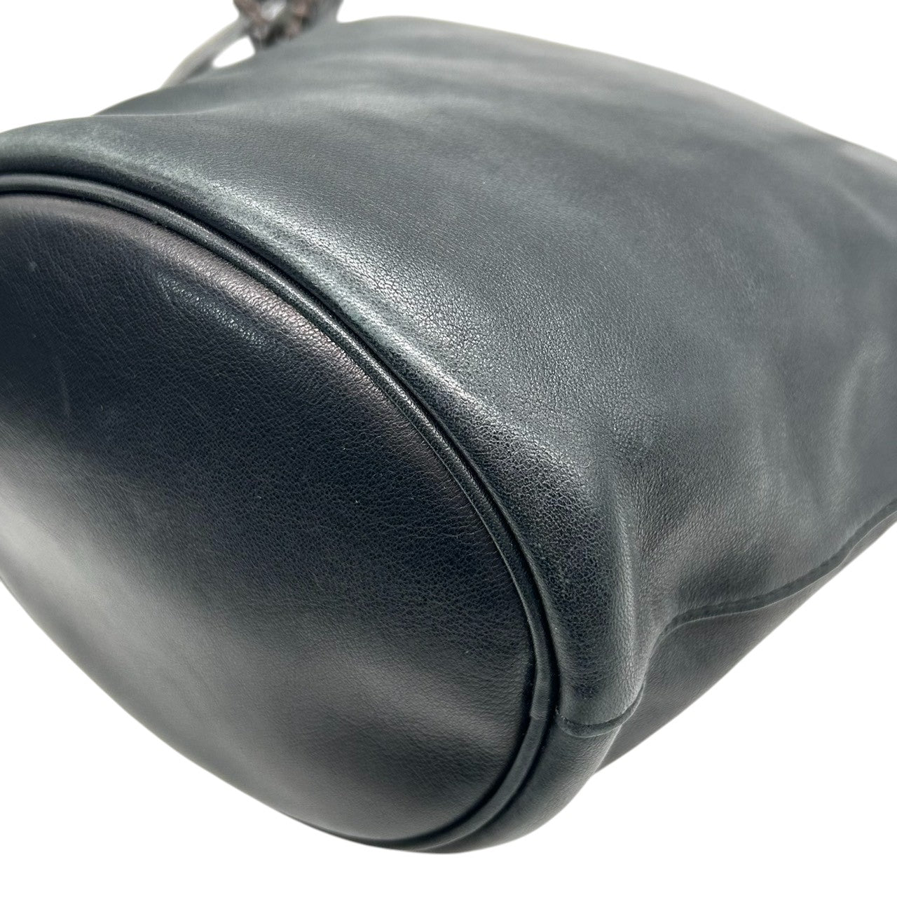 【美品】コーチ COACH ショルダーバッグ 32281 レザー 本革 ブラック 黒 斜め掛け可 ビンテージ クラシック エレガント レディース バケツ型 ダッフル 巾着 シンプル ミニバッグ 鞄 ポーチ ポシェット ロゴ 型押し ブリーカー ギフト s9