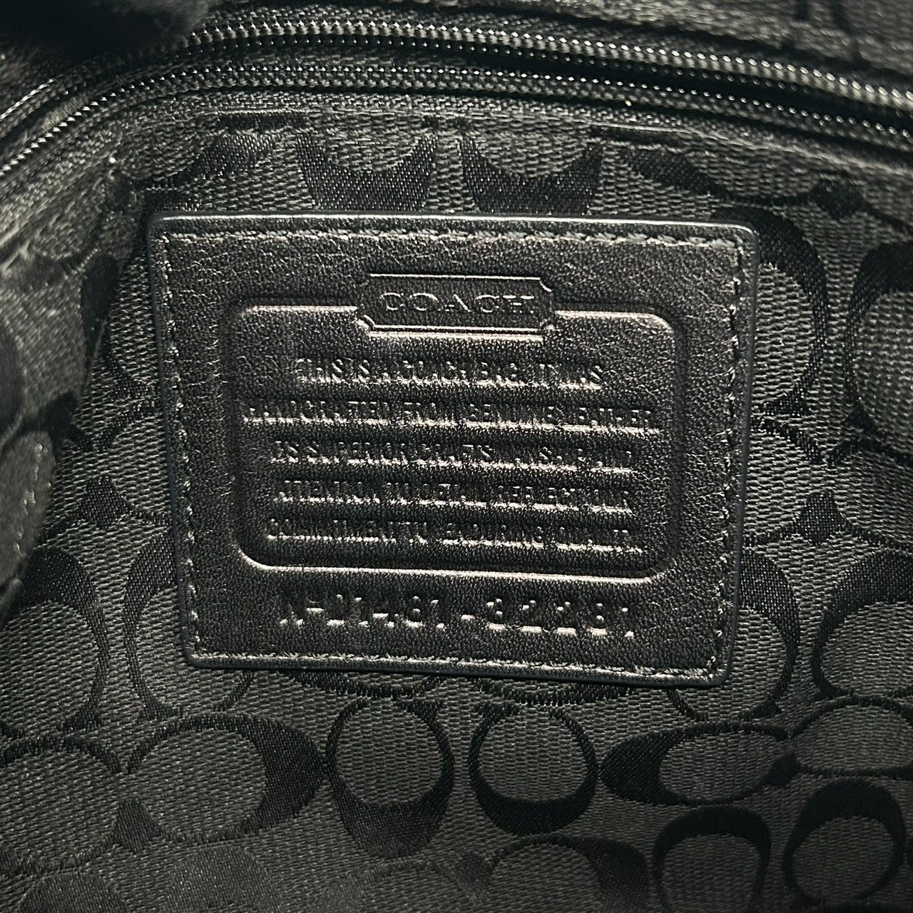 【美品】コーチ COACH ショルダーバッグ 32281 レザー 本革 ブラック 黒 斜め掛け可 ビンテージ クラシック エレガント レディース バケツ型 ダッフル 巾着 シンプル ミニバッグ 鞄 ポーチ ポシェット ロゴ 型押し ブリーカー ギフト s9