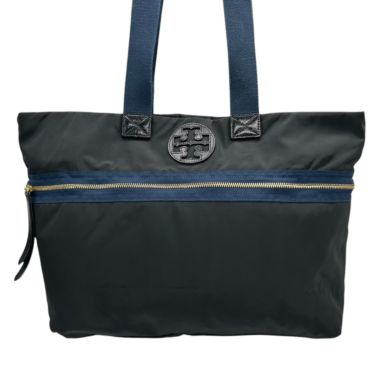 【美品】トリーバーチ TORY BURCH トートバッグ ナイロン レザー ブラック ネイビー A4収納可 大容量 軽量 肩掛け ワンショルダー ビジネス 通勤 通学 マザーズバッグ デカロゴ ゴールド金具 エレガント レディース 鞄 人気モデル s3