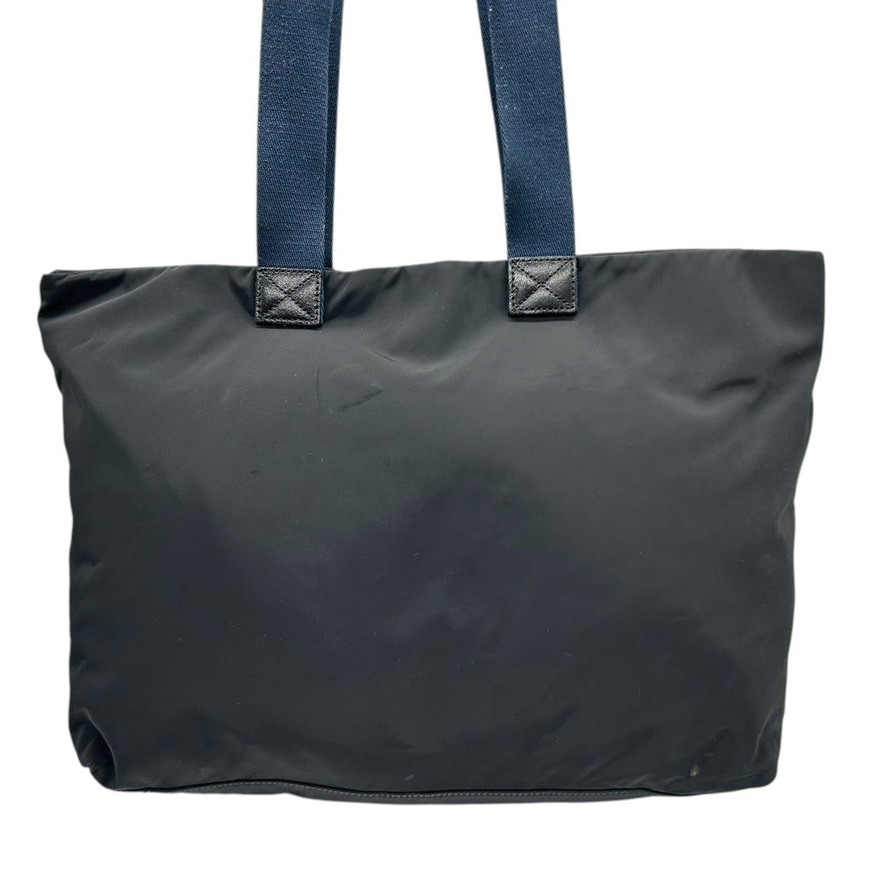 【美品】トリーバーチ TORY BURCH トートバッグ ナイロン レザー ブラック ネイビー A4収納可 大容量 軽量 肩掛け ワンショルダー ビジネス 通勤 通学 マザーズバッグ デカロゴ ゴールド金具 エレガント レディース 鞄 人気モデル s3