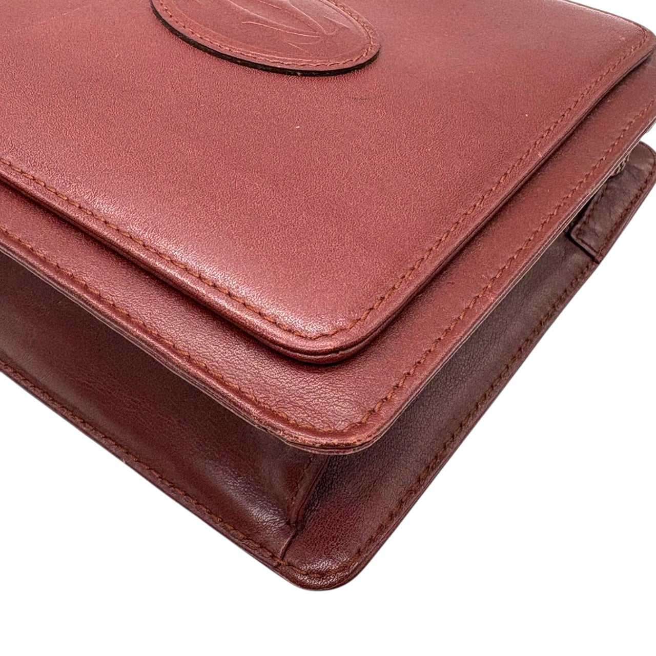 カルティエ Cartier マストライン クラッチバッグ ボルドー ワインレッド レザー 本革 ゴールド 金具 ヴィンテージ ビンテージ レトロ クラシック エレガント ギャランティカード付き 美品 高級 希少 パーティー 2C ロゴ ユニセックス 鞄 i