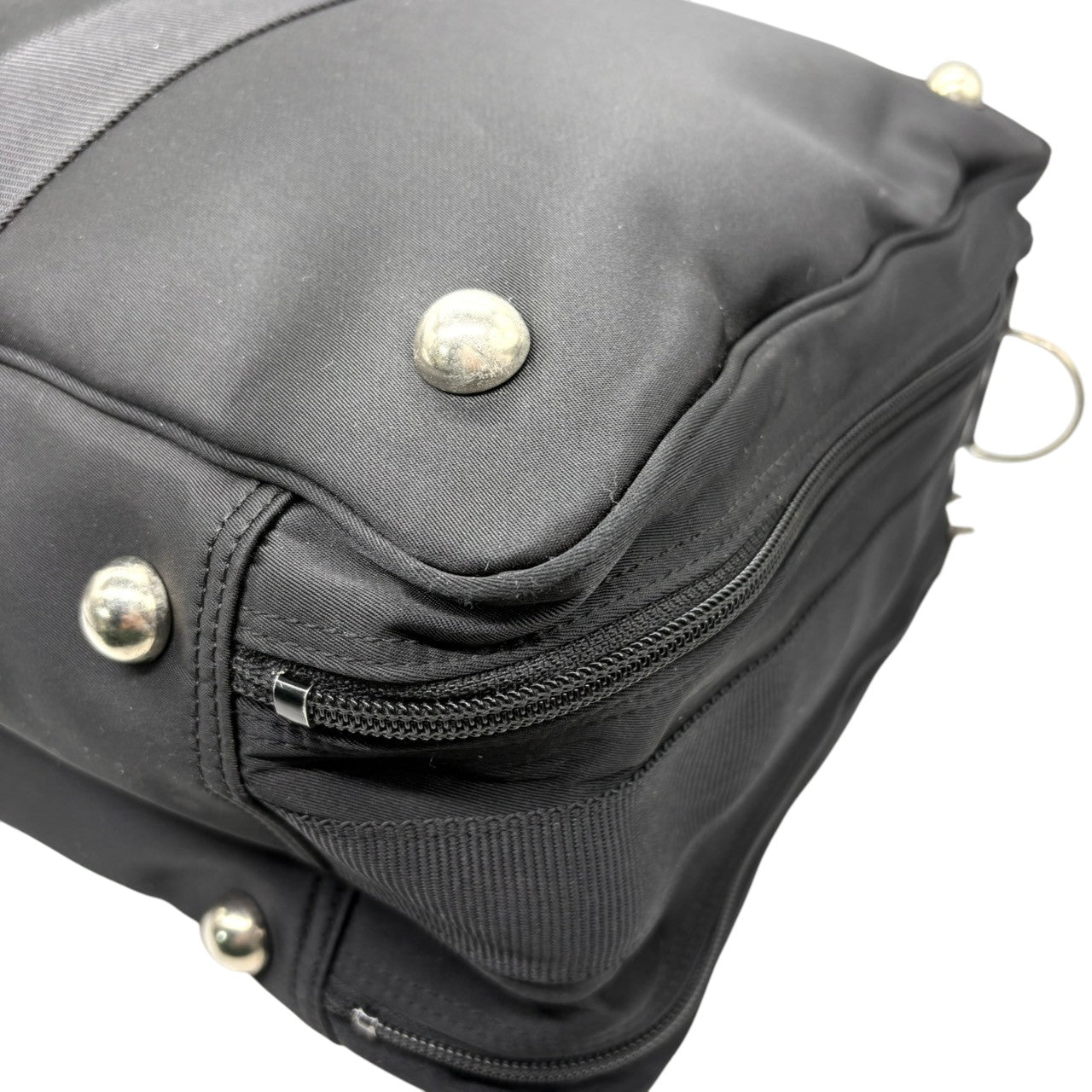 ポーター PORTER 吉田カバン ガーメントバッグ 2WAY ナイロン ブラック 黒 ショルダー 斜め掛け可 スーツ 収納 出張 冠婚葬祭 ビジネス トラベル 旅行 大容量 軽量 メンズ レディース ユニセックス 日本製 美品 クラシック エレガント 鞄 カバン 状態良好 丈夫 定番 0108JB032 X