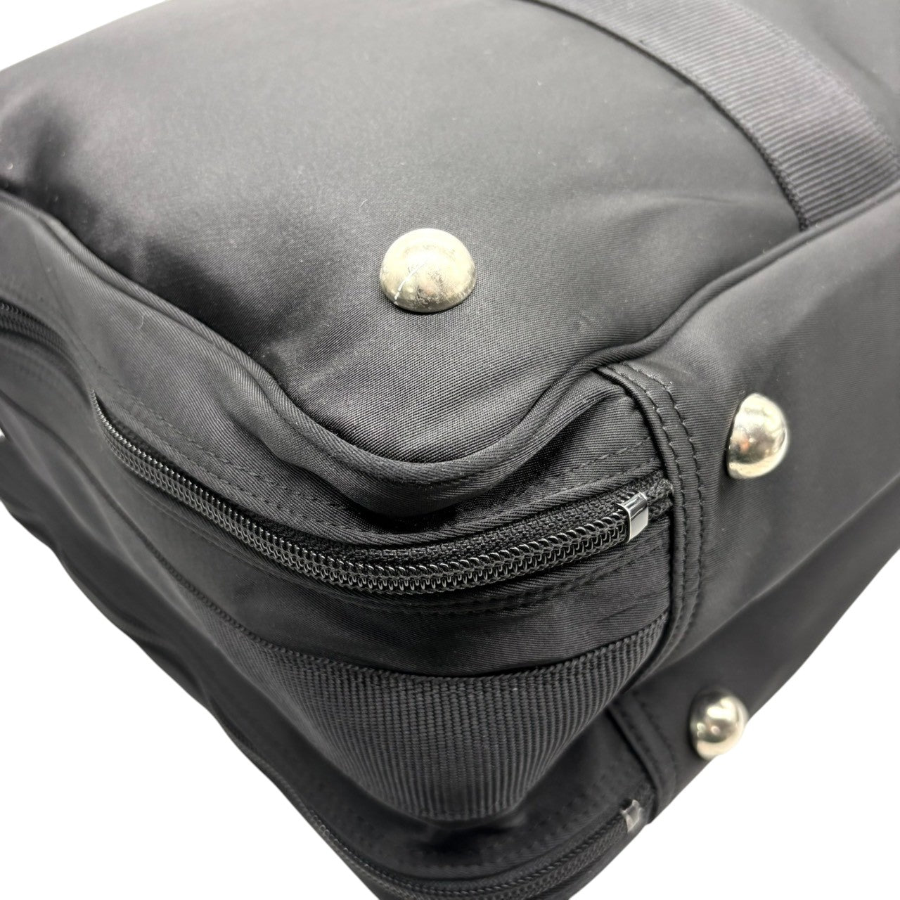 ポーター PORTER 吉田カバン ガーメントバッグ 2WAY ナイロン ブラック 黒 ショルダー 斜め掛け可 スーツ 収納 出張 冠婚葬祭 ビジネス トラベル 旅行 大容量 軽量 メンズ レディース ユニセックス 日本製 美品 クラシック エレガント 鞄 カバン 状態良好 丈夫 定番 0108JB032 X