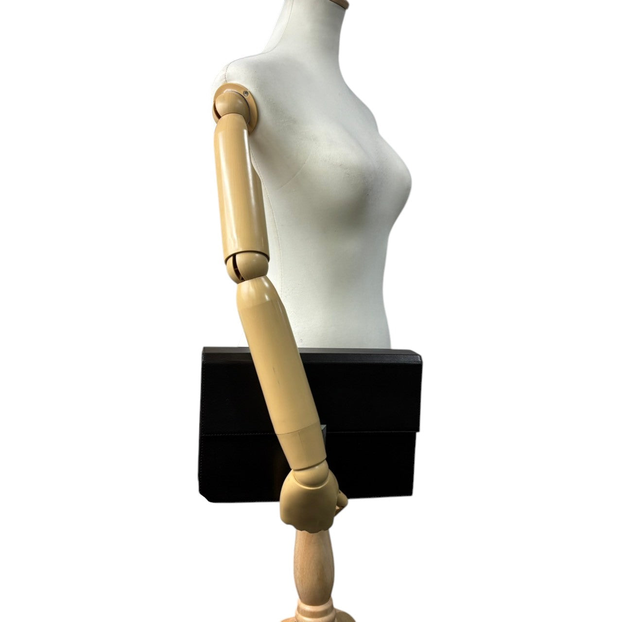 ダンヒル DUNHILL クラッチバッグ セカンドバッグ レザー 本革 ブラック 黒 鍵付 ギャランティカード付 ポーチ ヴィンテージ ビンテージ クラシック エレガント ビジネス フォーマル 紳士 鞄 カバン メンズ 上品 高級 希少 美品 s9