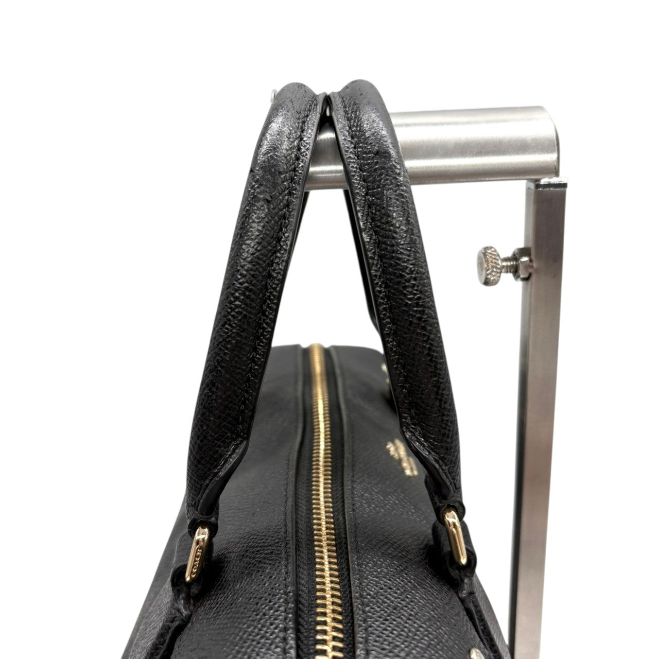コーチ COACH 2WAY ハンドバッグ ショルダーバッグ ミニボストンバッグ ベネット サッチェル レザー 本革 ブラック 黒 ゴールド金具 斜め掛け可 自立可 クラシック エレガント 鞄 カバン レディース 上品 高級感 お出かけ 行事 s9