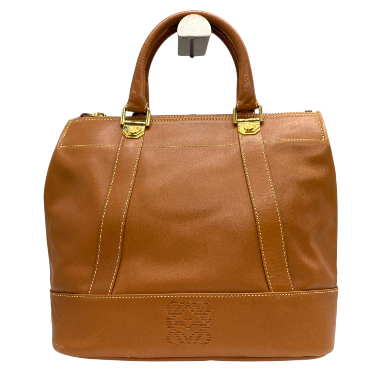 ロエベ LOEWE ハンドバッグ トートバッグ レザー 本革 ブラウン 茶色 キャメル アナグラム 型押し ロゴ ゴールド金具 ヴィンテージ ビンテージ クラシック エレガント 鞄 カバン 手提げ レディース 上品 高級 お出かけ 普段使い 通勤 通学 i