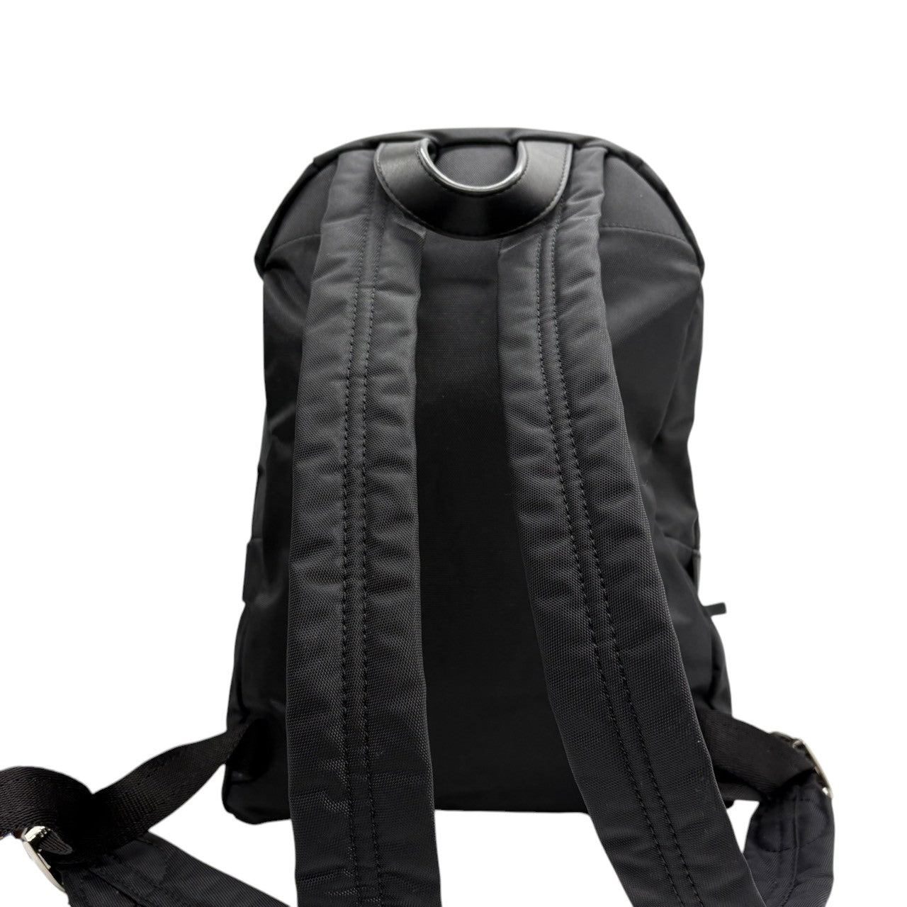 マークジェイコブス MARC JACOBS リュック バックパック デイパック ナイロン ブラック 黒 シルバー金具 軽量 大容量 A4収納可 通勤 通学 旅行 カジュアル モード スタイリッシュ レディース メンズ ユニセックス 美品 状態良好 人気 s22