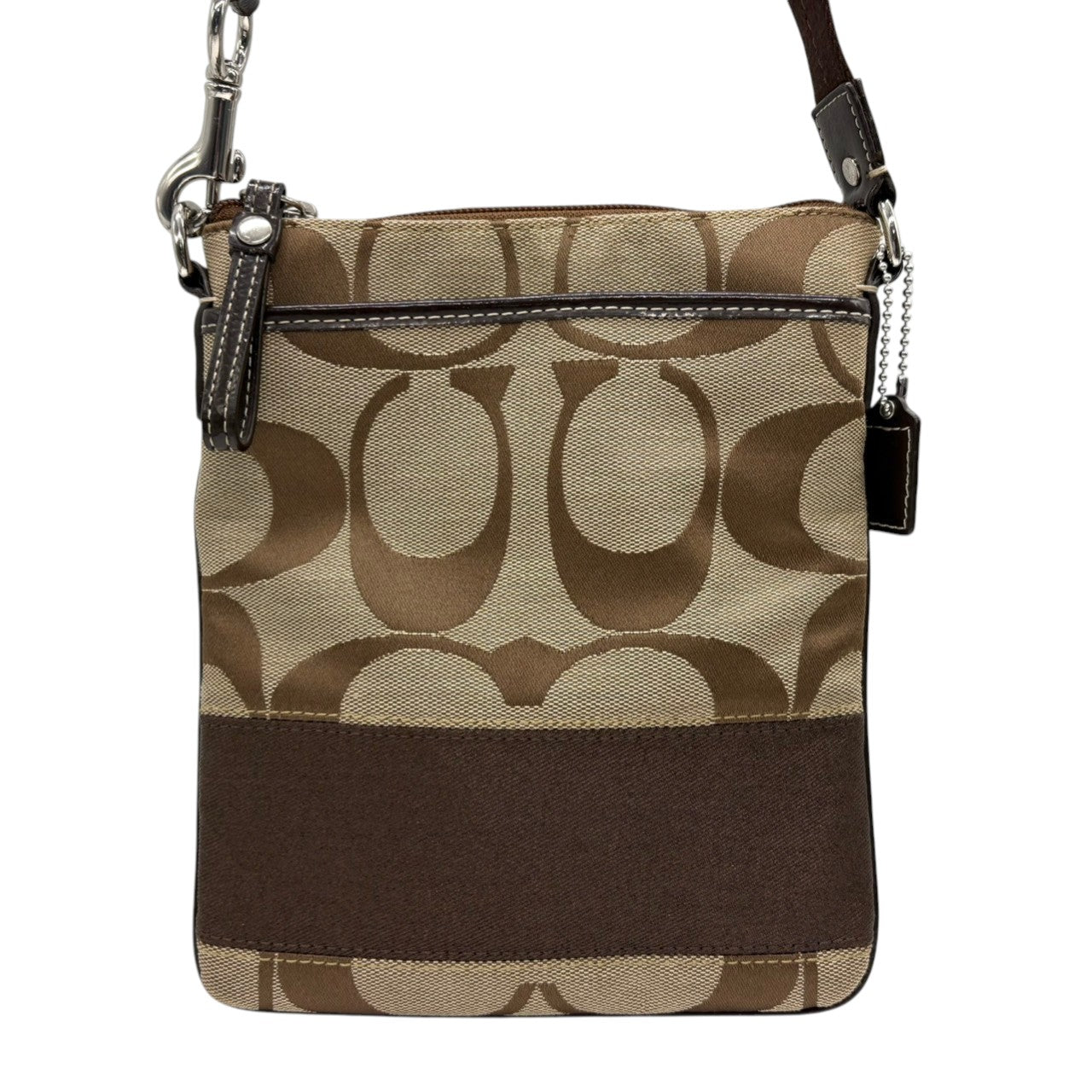 【美品】コーチ COACH ショルダーバッグ サコッシュ クロスボディ 斜め掛け可 シグネチャー キャンバス レザー 本革 ブラウン 茶 ベージュ シルバー金具 スリム 軽量 コンパクト レディース メンズ ユニセックス 鞄 カバン お出かけ s21
