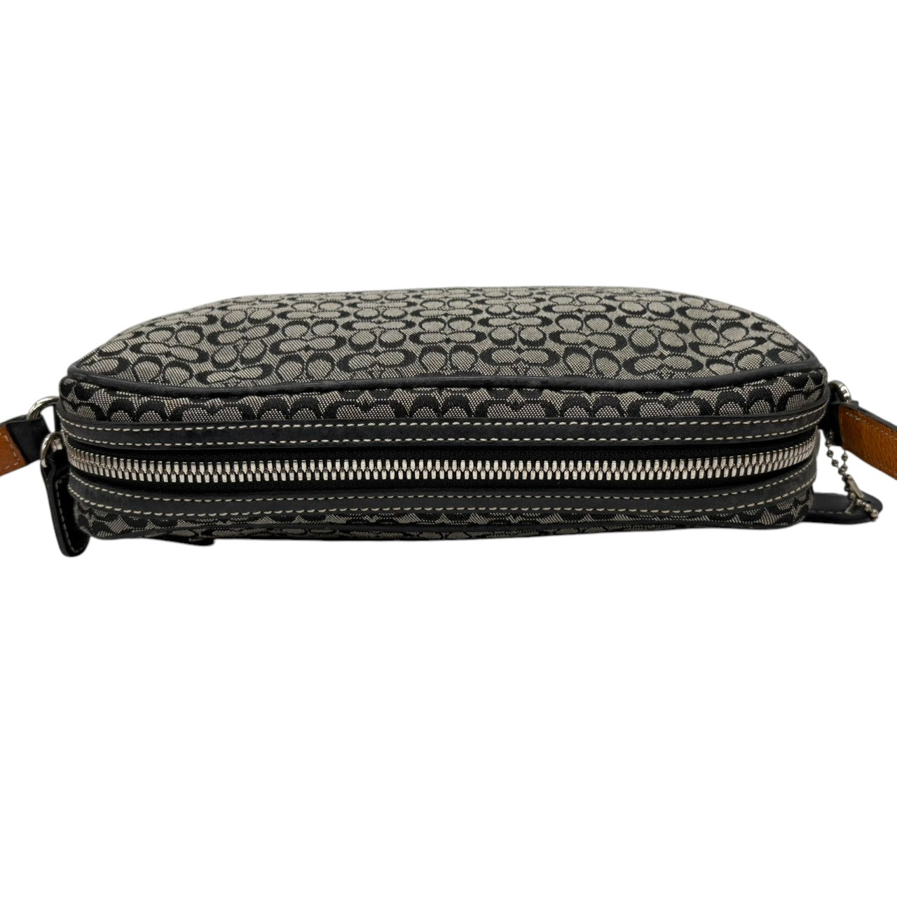 【良品】コーチ COACH ショルダーバッグ サコッシュ クロスボディ 斜め掛け可 ミニシグネチャー キャンバス レザー 本革 ブラック 黒 グレー シルバー金具 ミニバッグ ポシェット エレガント 鞄 カバン レディース 上品 高級 6341 s20