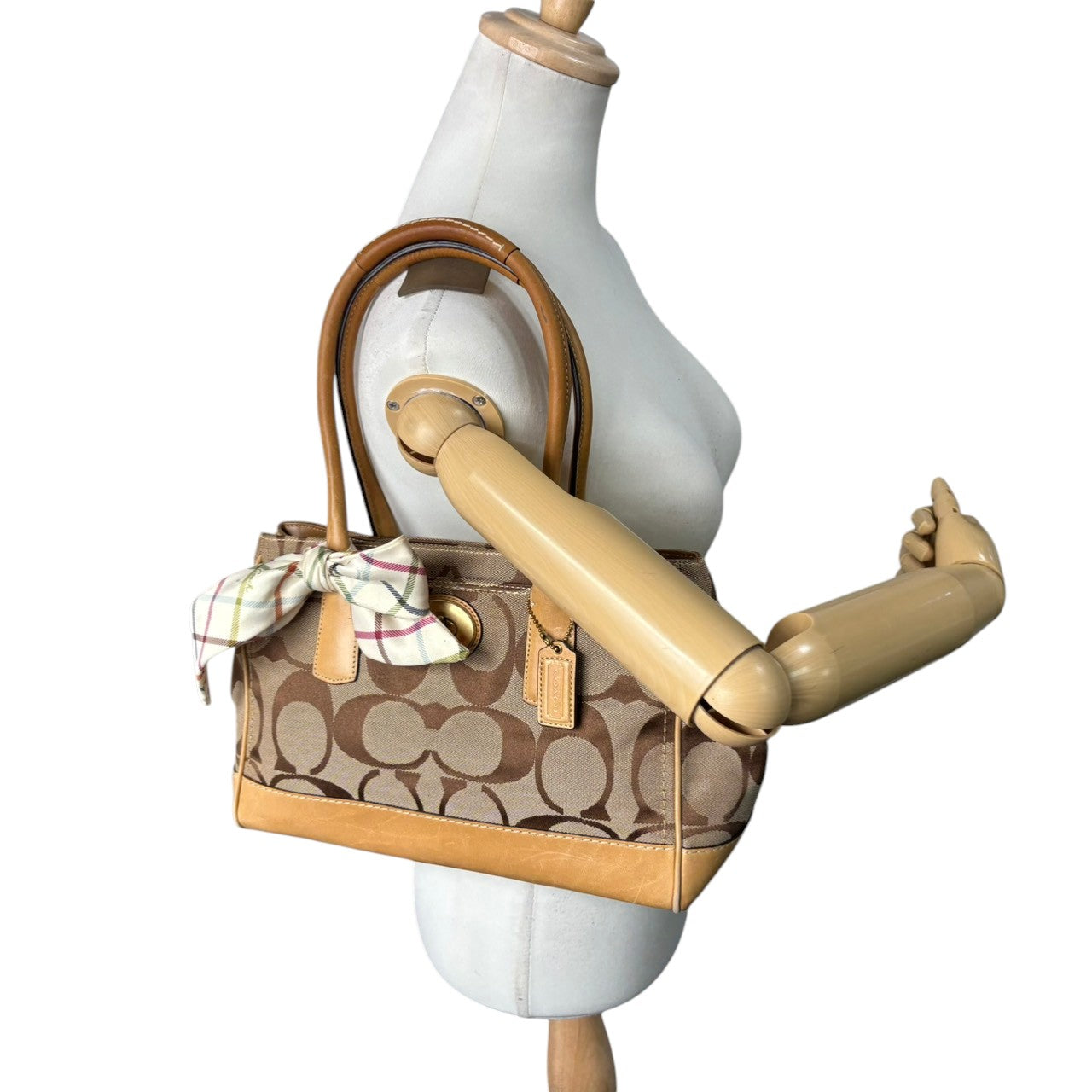 コーチ COACH ハンドバッグ トートバッグ シグネチャー キャンバス レザー 本革 ブラウン 茶色 ベージュ ゴールド金具 ワンショルダー 肩掛け 自立可 ターンロック スカーフチャーム 鞄 カバン レディース お出かけ 普段使い F12463 s20