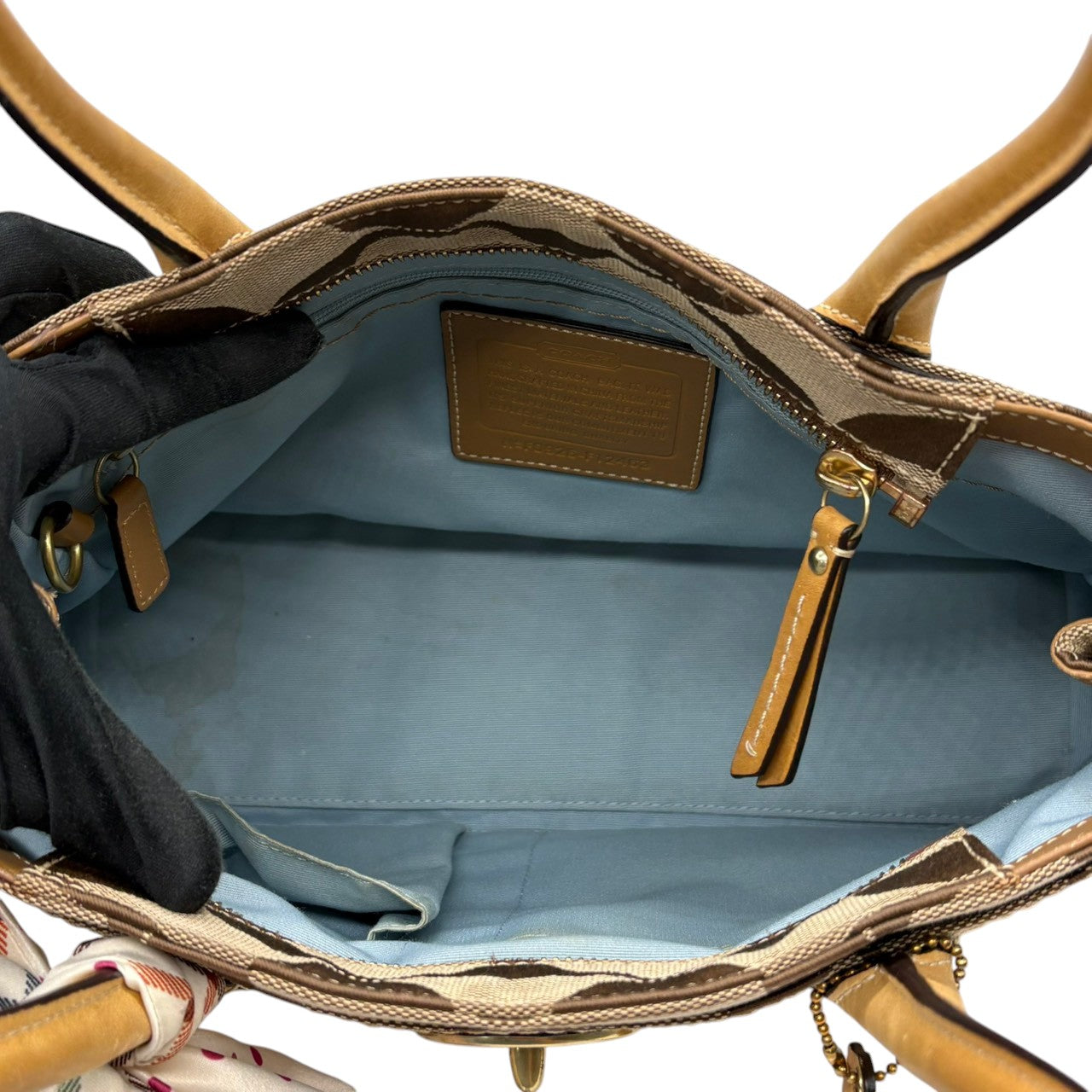 コーチ COACH ハンドバッグ トートバッグ シグネチャー キャンバス レザー 本革 ブラウン 茶色 ベージュ ゴールド金具 ワンショルダー 肩掛け 自立可 ターンロック スカーフチャーム 鞄 カバン レディース お出かけ 普段使い F12463 s20