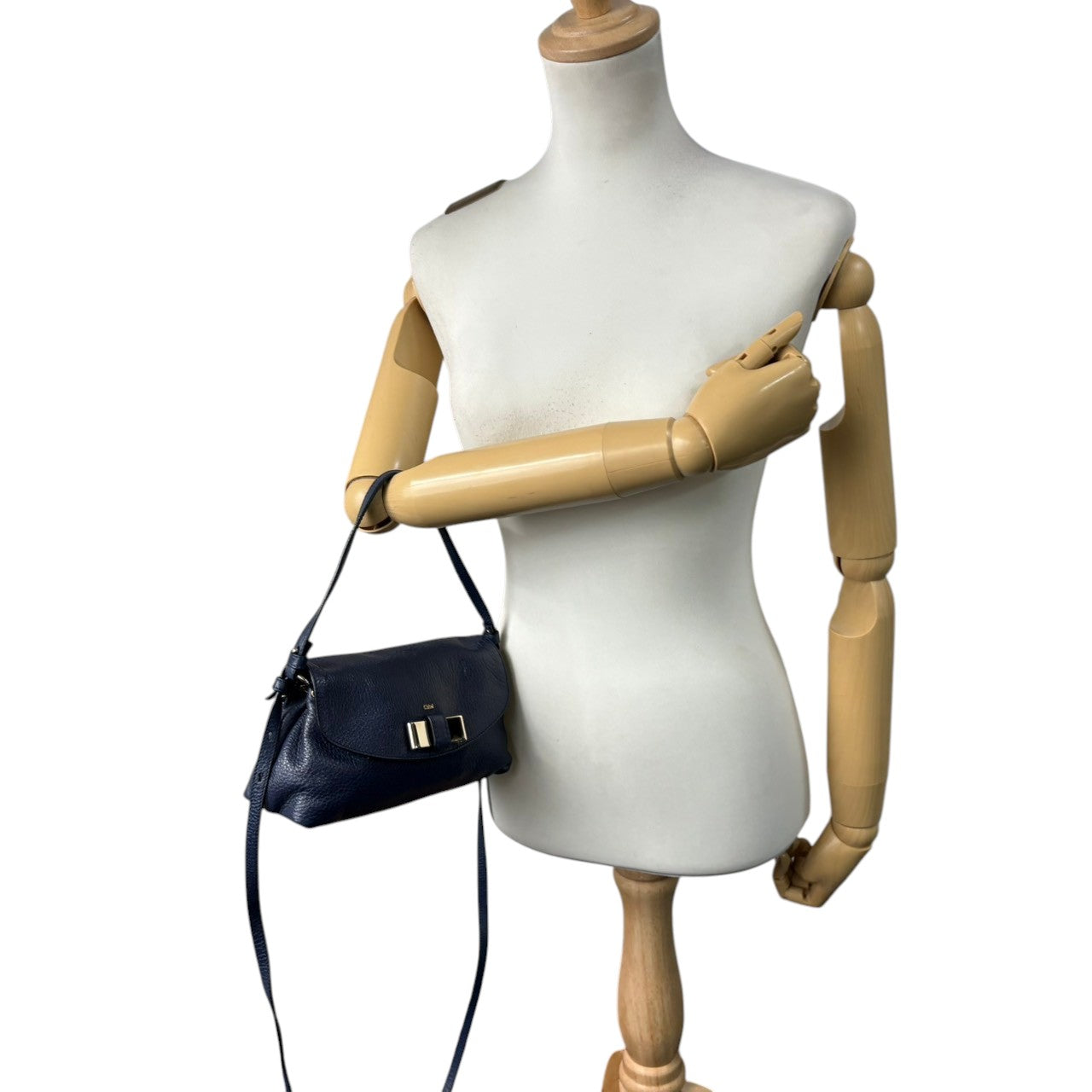 【極美品】クロエ Chloe リリィ 2WAY ハンドバッグ ショルダーバッグ ポシェット リリィ リボン レザー 本革 ネイビー 紺 ゴールド 金具 斜め掛け可 ミニバッグ カバン 鞄 レディース エレガント 上品 華やか 状態良好 希少 レア s20