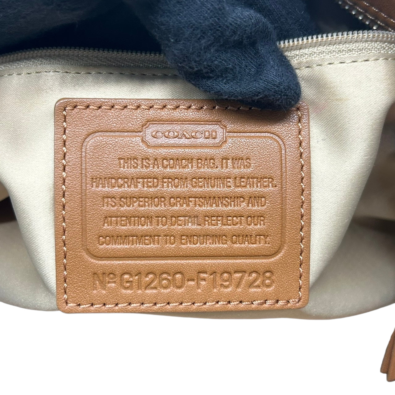 美品 コーチ COACH パーク レザー キャリーオール トートバッグ ショルダーバッグ F19728 本革 キャメル ライトブラウン 茶 A4収納可 肩掛け ワンショルダー シルバー金具 チャーム付 通勤 通学 ビジネス レディース E6