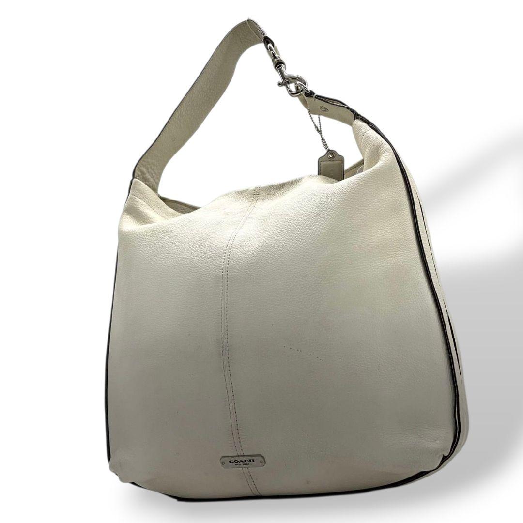 コーチ　ハンドバッグ　白　ワンショルダー　ホーボー　A4収納　COACH　T4　トートバッグ　レザー　本革　肩掛け可　肩かけ可　シルバー金具　ロゴタグ　ロゴプレート　F31287　ホワイト