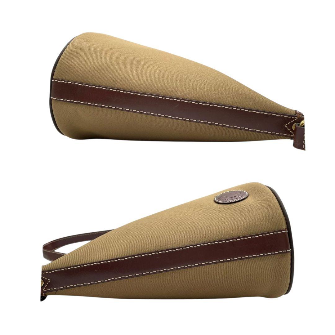 ハンティングワールド ショルダーバッグ カーキ ロゴ 斜め掛け可 キャンバス T1 HUNTING WORLD レザー 本革 ゴールド金具 ロゴプレート サファリトゥデイ クラシック