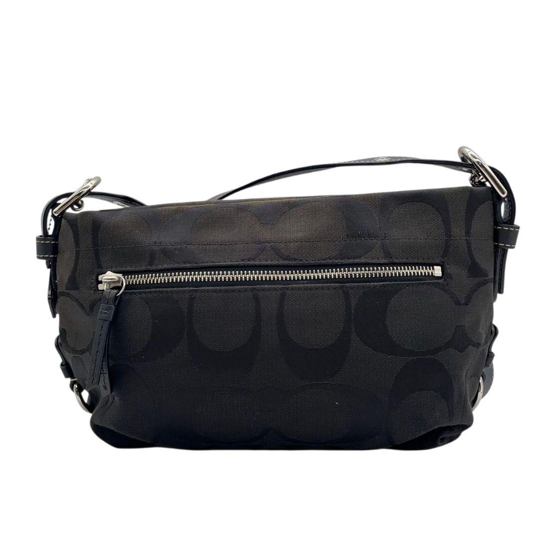 コーチ　ショルダーバッグ　黒　シグネチャー　斜め掛け可　キャンバス　T8　COACH　レザー　本革　ロゴタグ　シルバー金具　F15068　ブラック