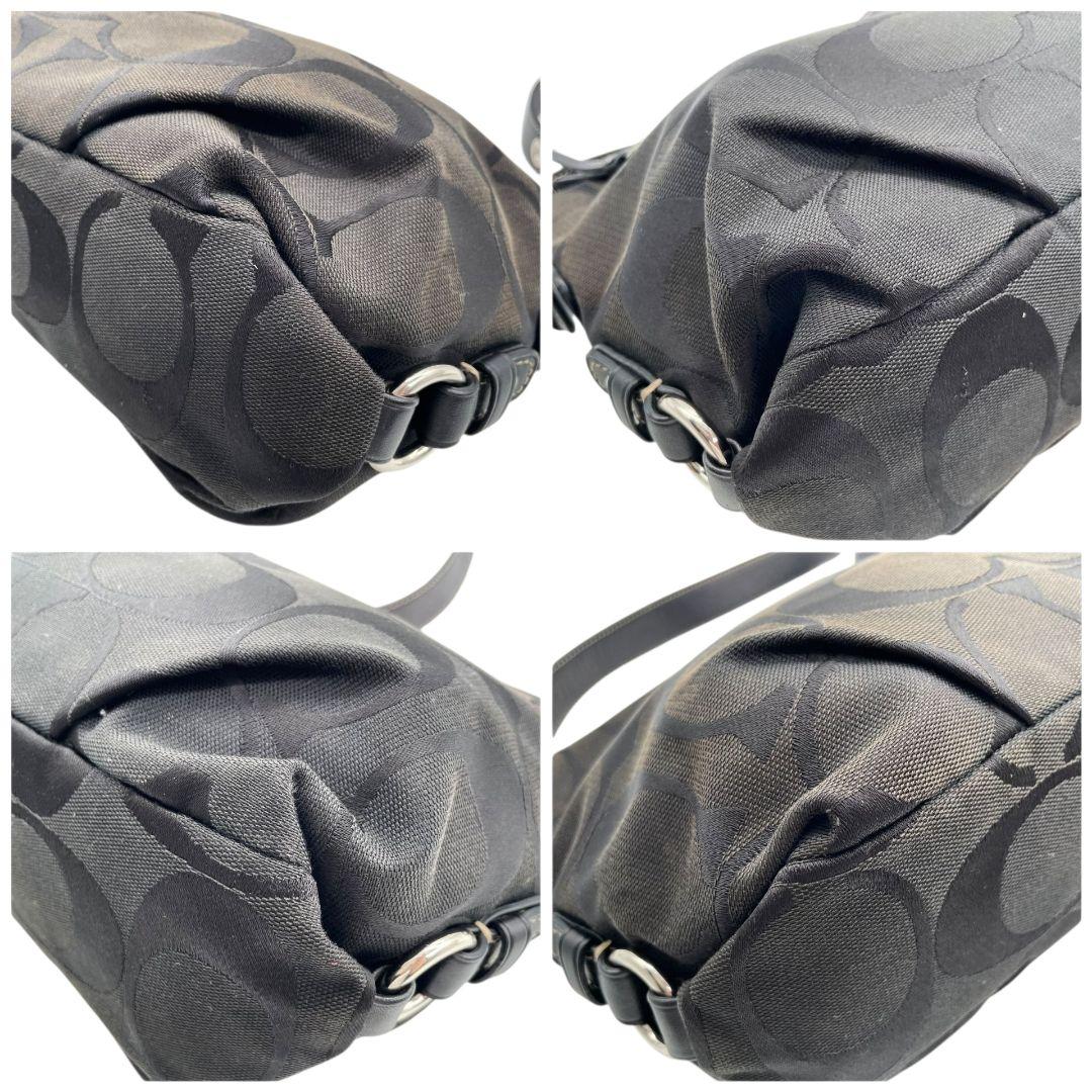 コーチ　ショルダーバッグ　黒　シグネチャー　斜め掛け可　キャンバス　T8　COACH　レザー　本革　ロゴタグ　シルバー金具　F15068　ブラック