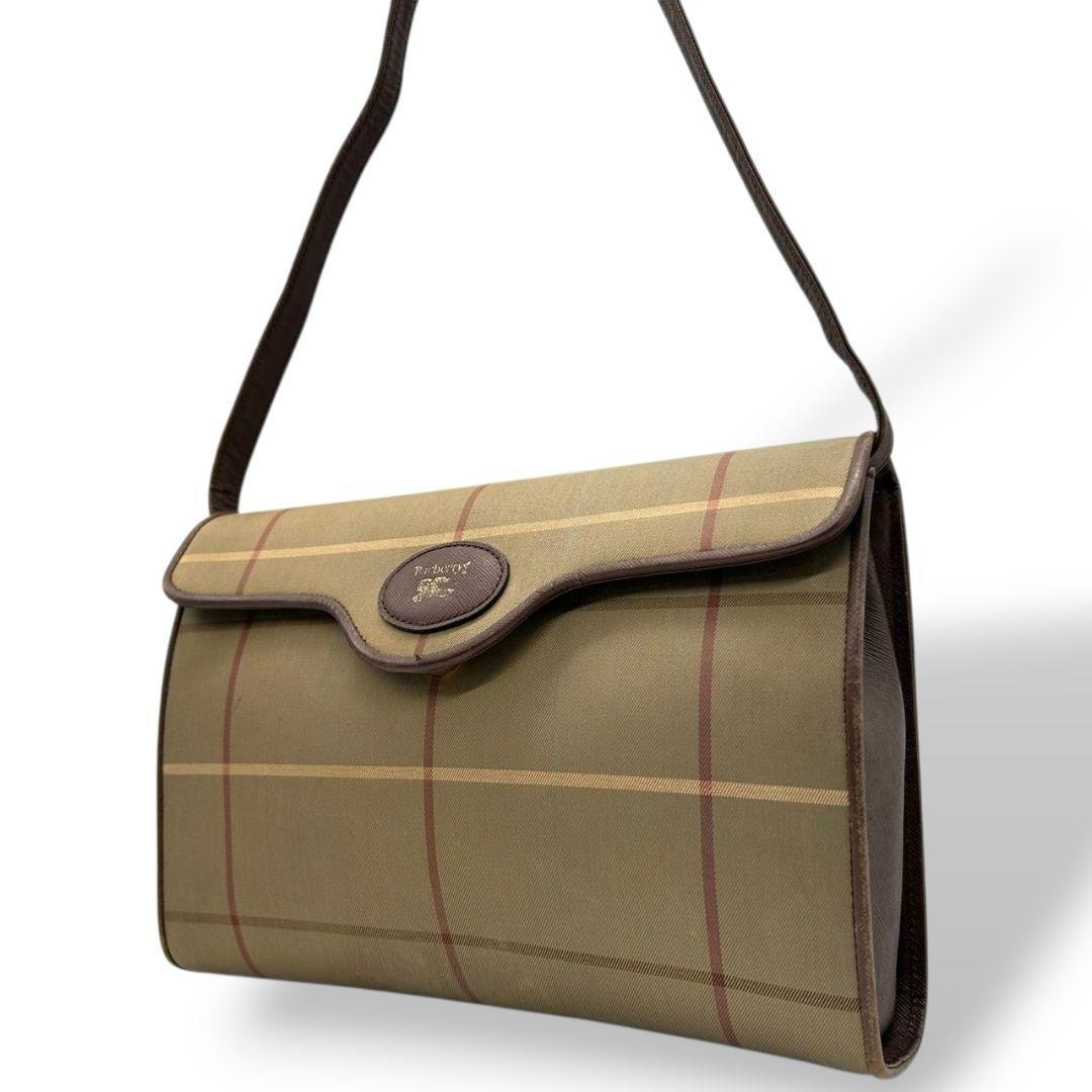 バーバリー ショルダーバッグ 茶 ブラウン ベージュ ノバチェック フラップ 斜め掛け可 ナイロン レザー 本革 ロゴプレート シルバー金具 Burberrys’ おしゃれ 本物保証 鑑定済 スピード発送
