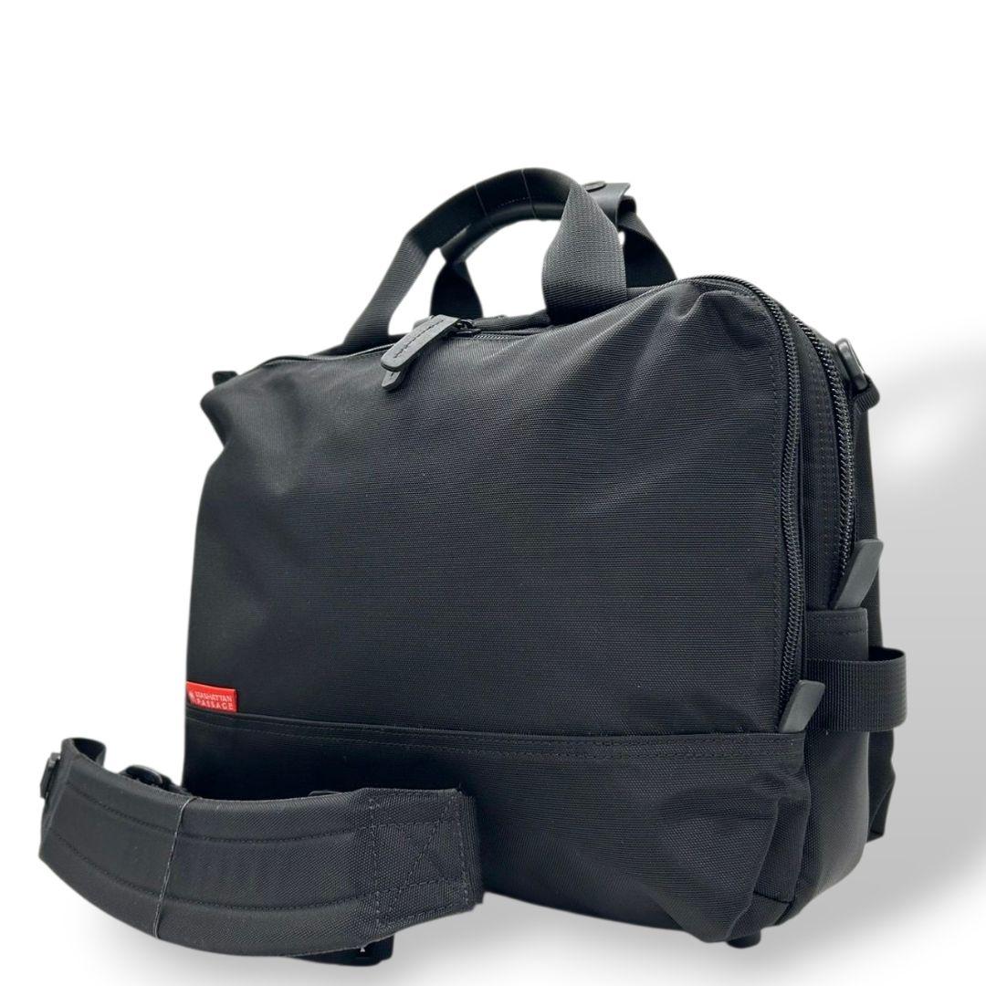 美品 マンハッタンパッセージ ビジネスバッグ 黒 ブラック 2way トートバッグ ハンドバッグ ショルダーバッグ ナイロン 斜め掛け可 自立可 ロゴタグ 軽量 通勤 通学 MANHATTAN PASSAGE X